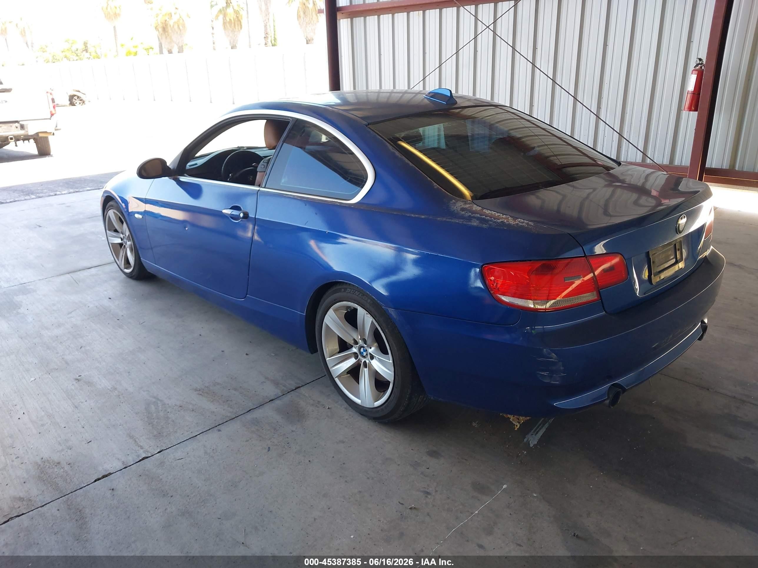 2007 Bmw 335i Синий vin: WBAWB73537P031391
