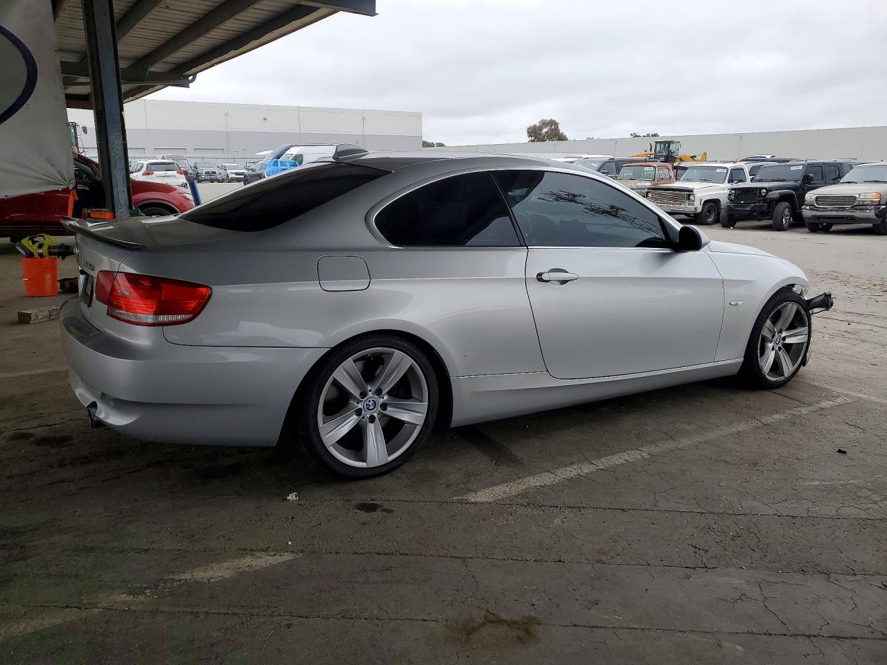2007 Bmw 335 I Silver vin: WBAWB73547PV83336