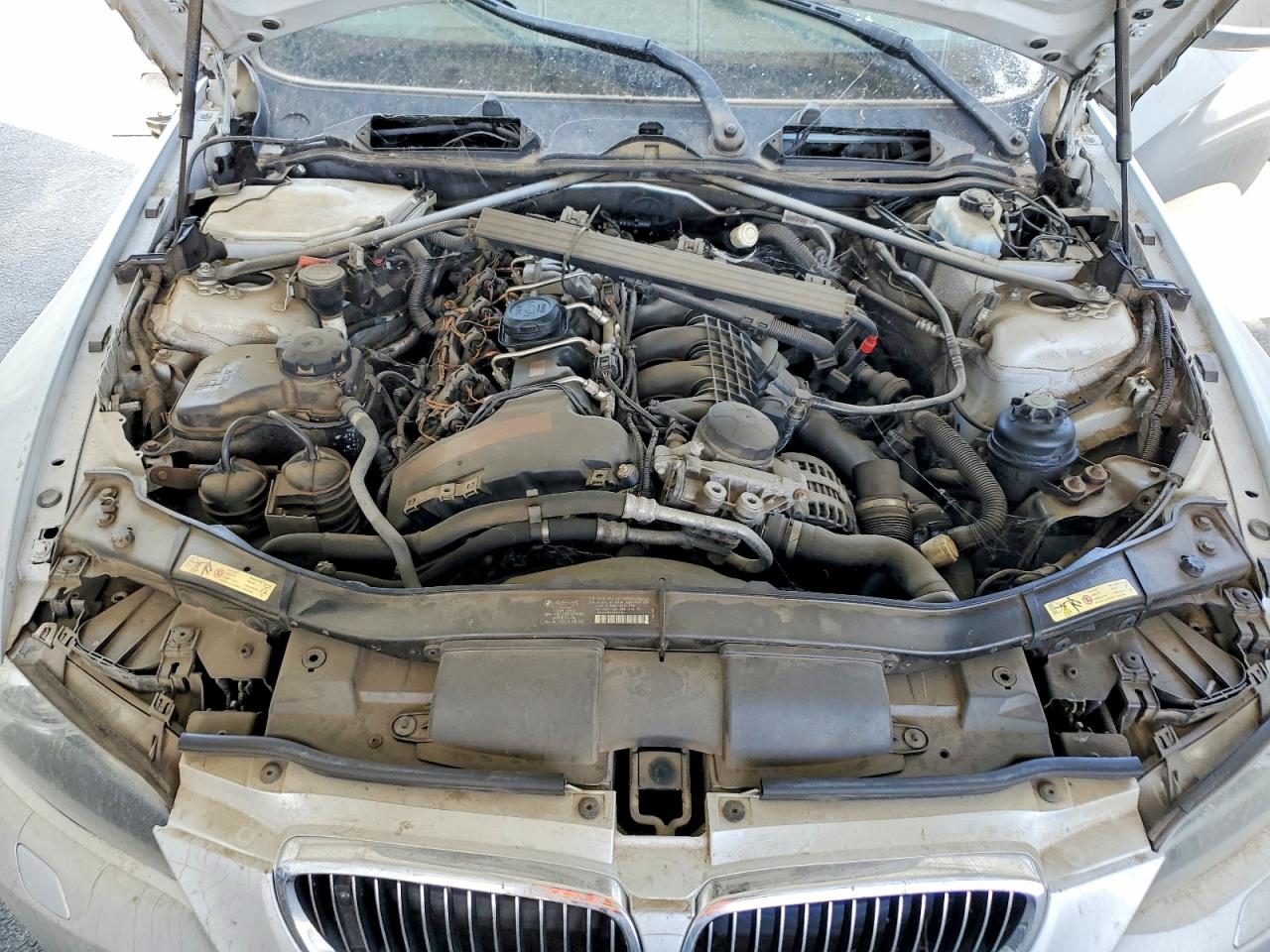 2008 Bmw 335 I Silver vin: WBAWB73548P041915