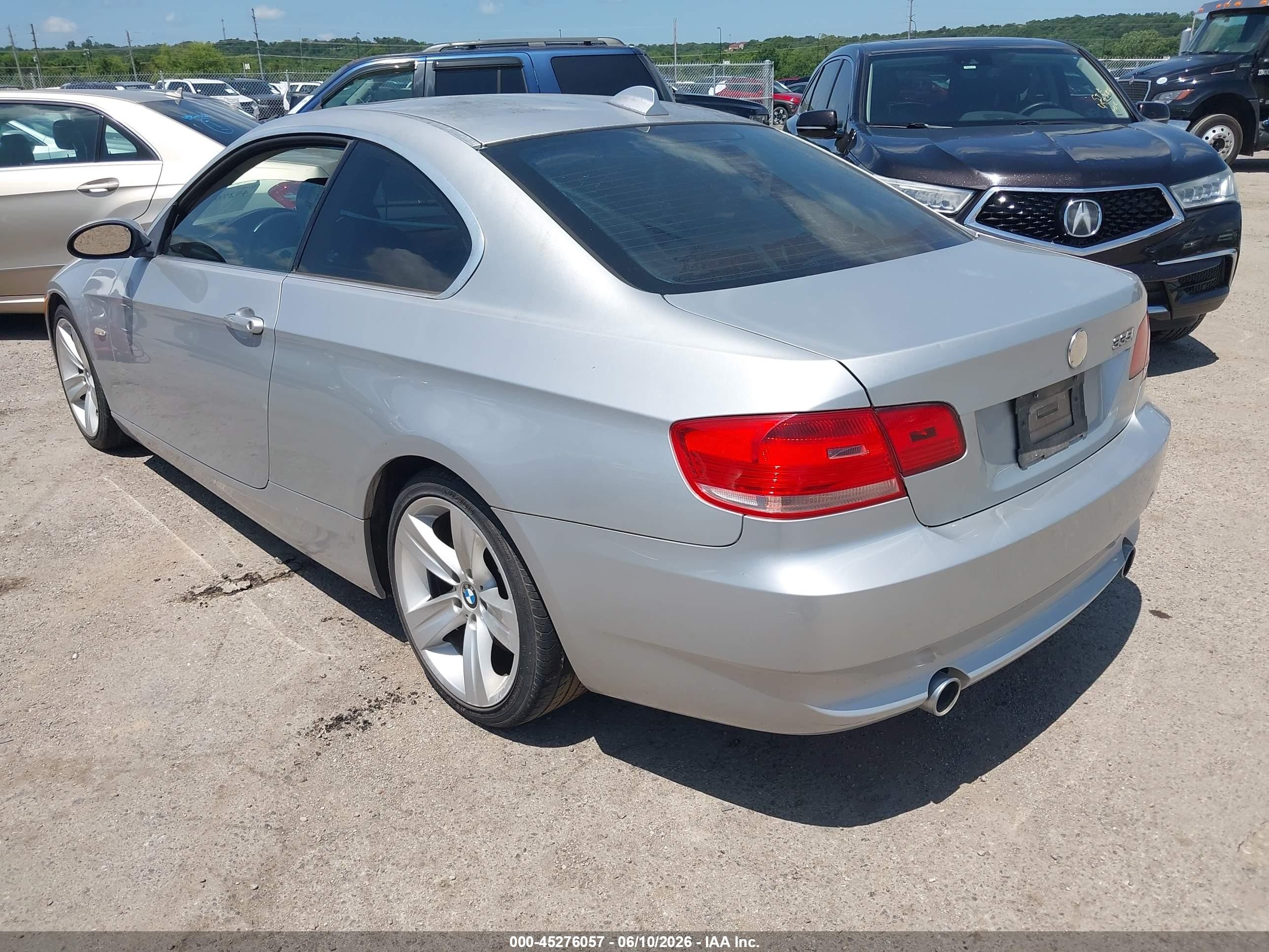 2007 Bmw 335i   Silver vin: WBAWB73557PV82065