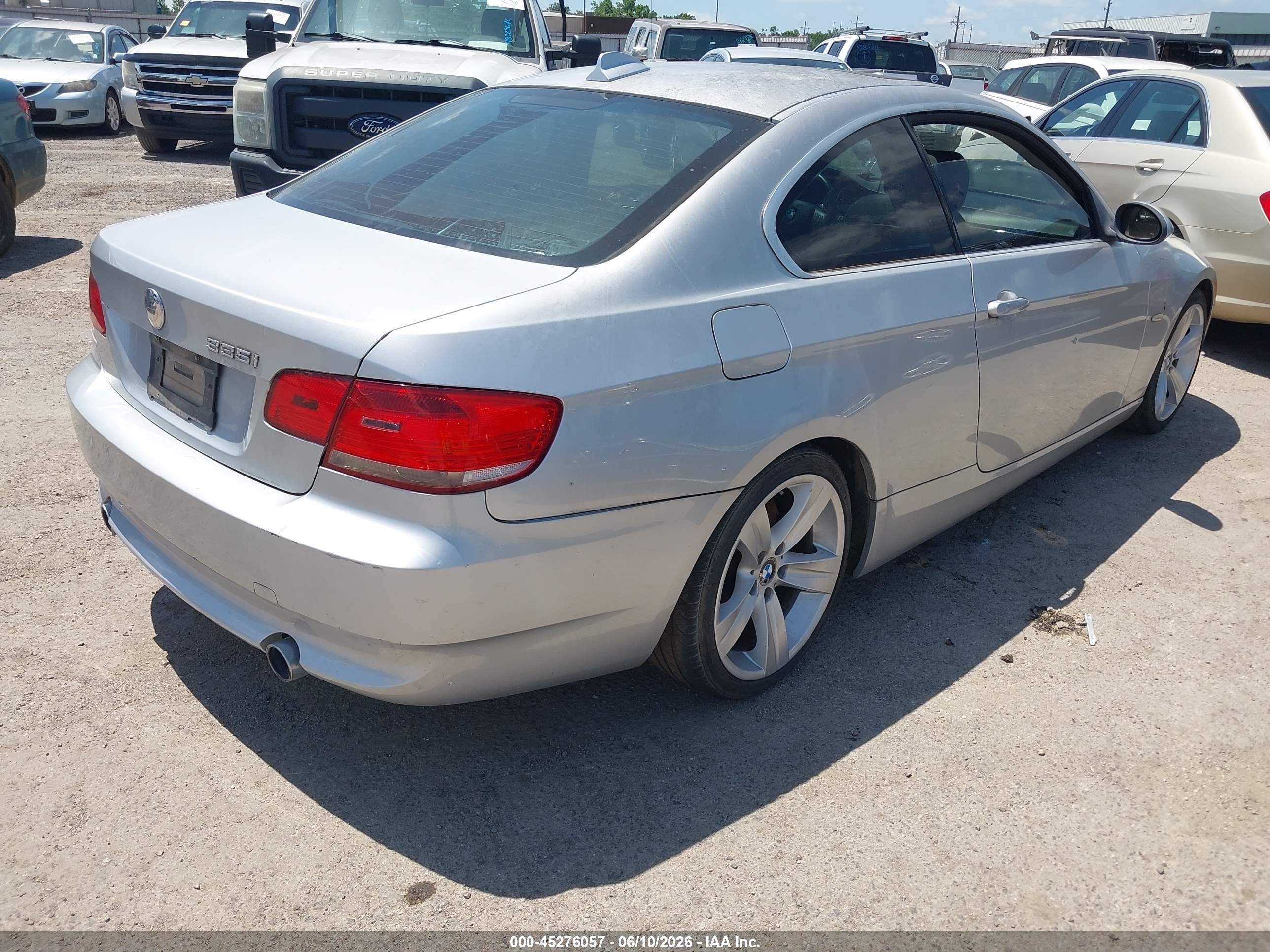 2007 Bmw 335i   Silver vin: WBAWB73557PV82065