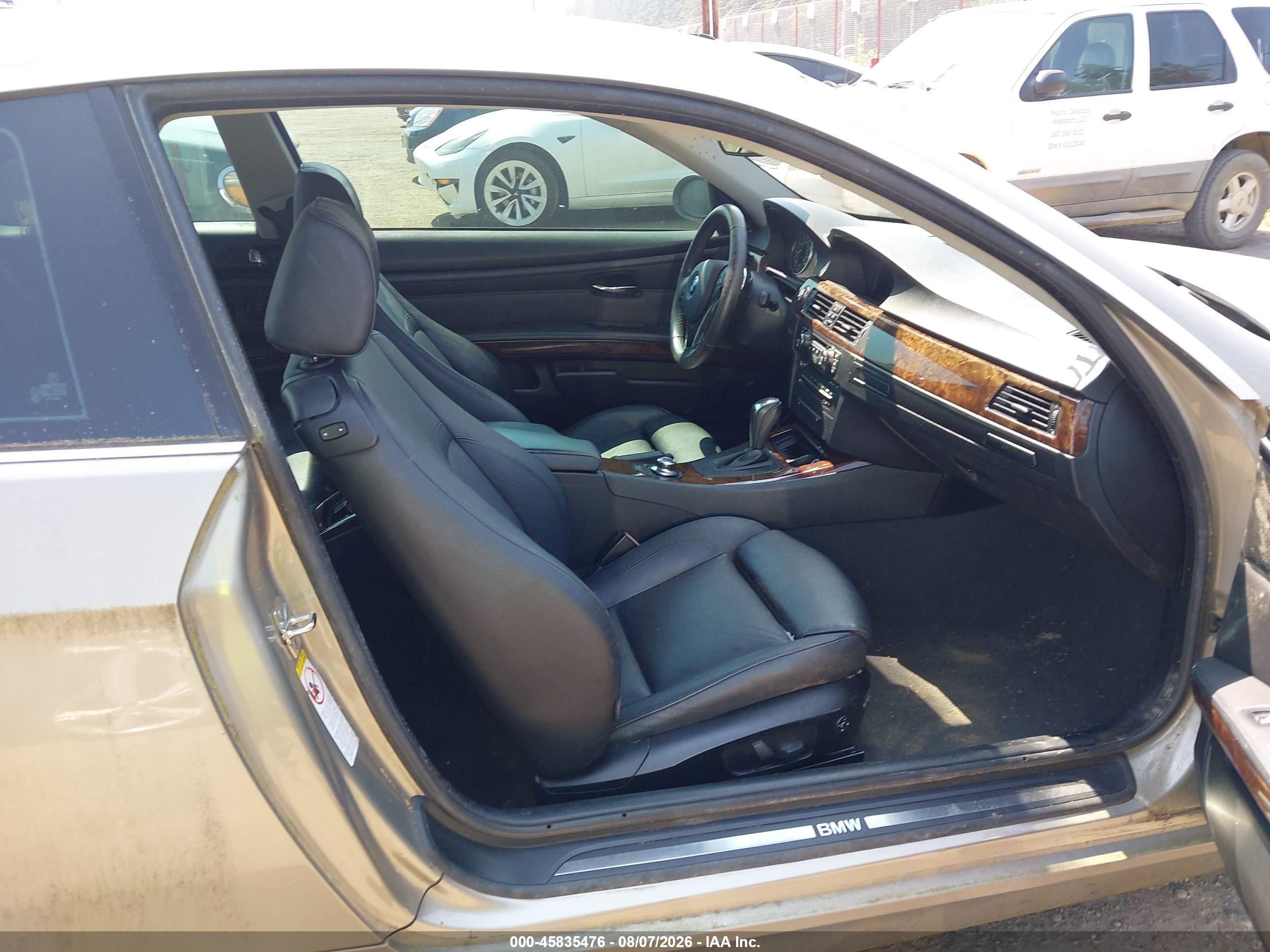 2008 Bmw 335i   Champagne vin: WBAWB73568P041687