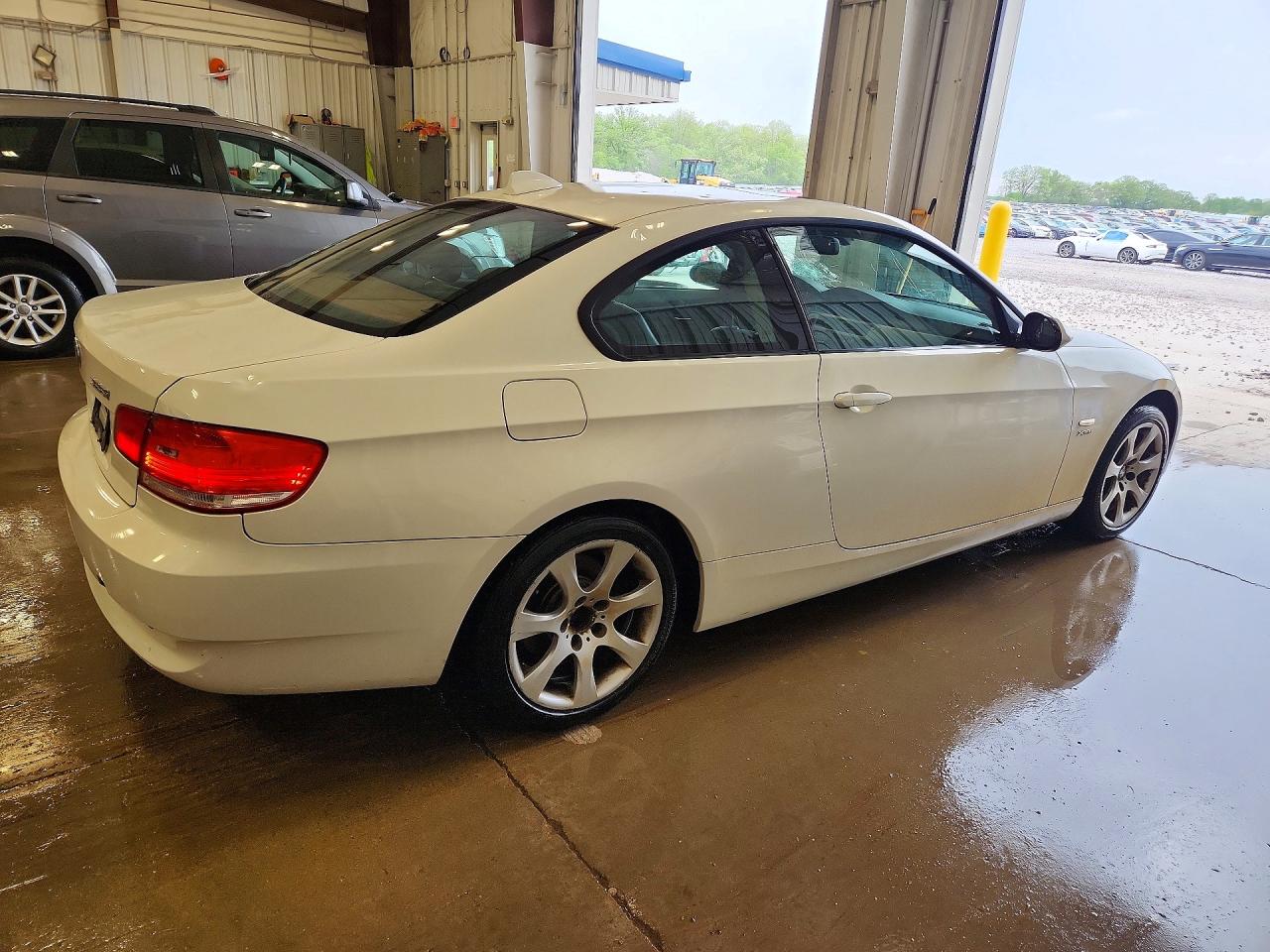2009 Bmw 328 Xi White vin: WBAWC33549PU84895