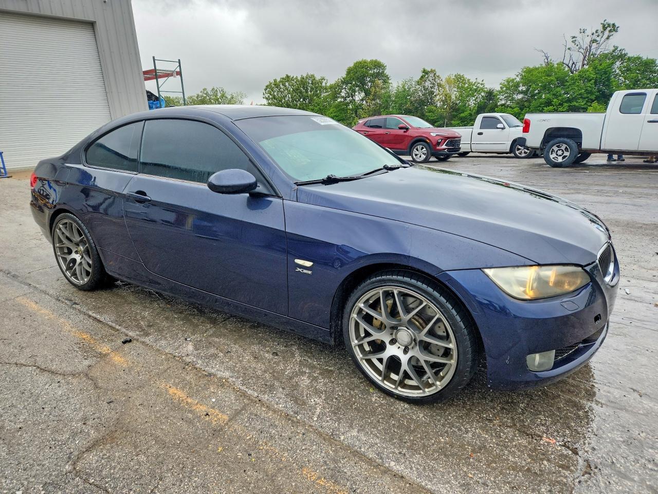 2009 Bmw 335 Xi Blue vin: WBAWC73599E270178