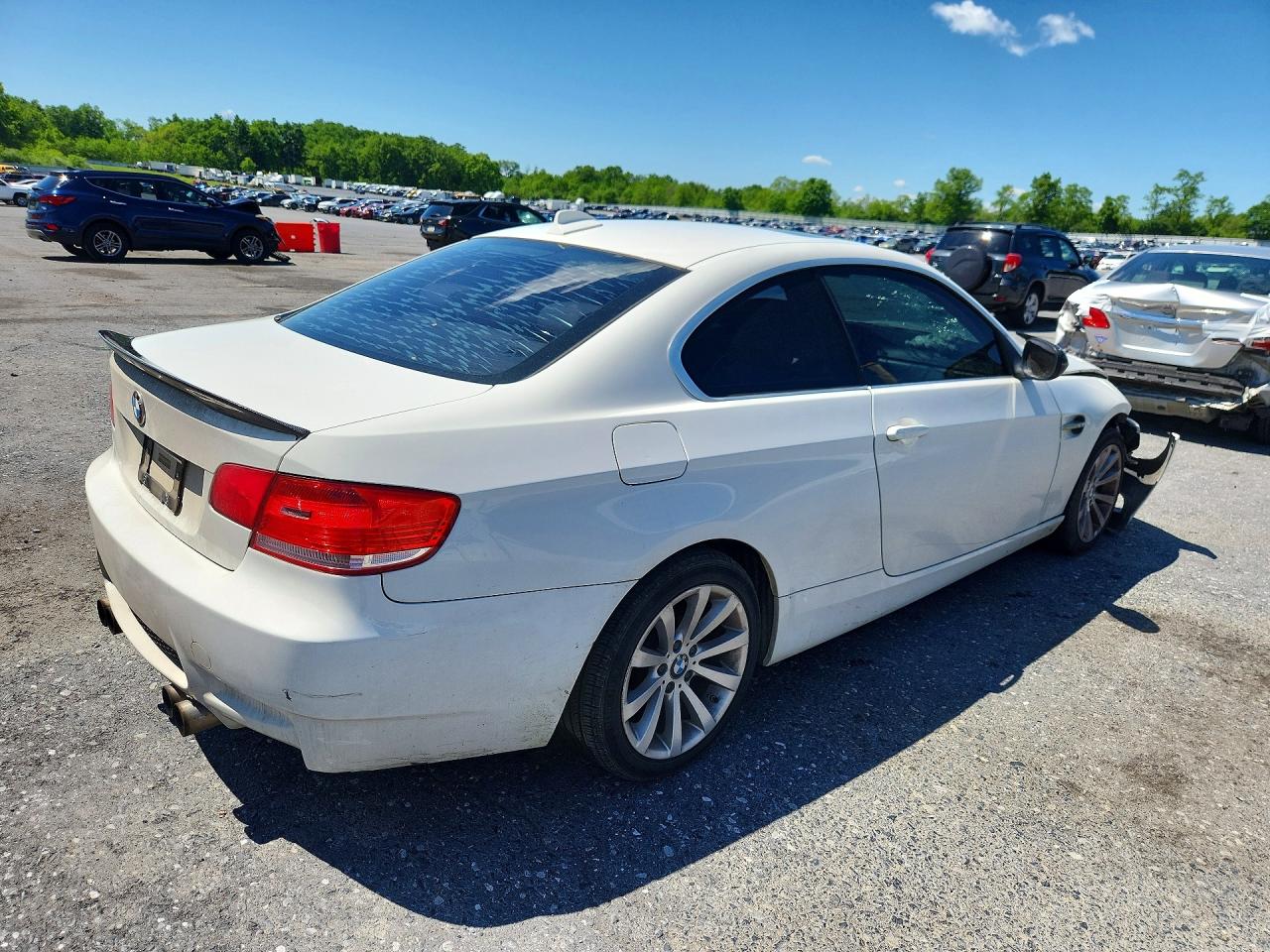2010 Bmw 335 Xi White vin: WBAWC7C50AE270963