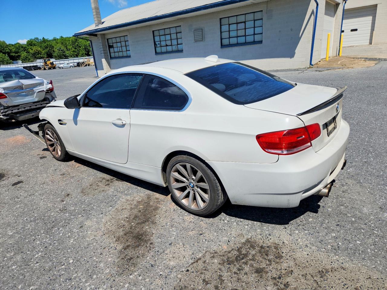 2010 Bmw 335 Xi White vin: WBAWC7C50AE270963
