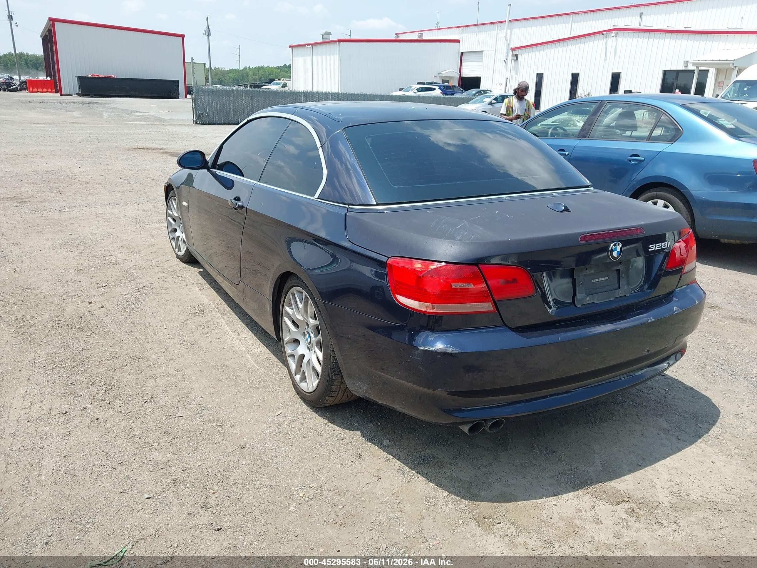 2009 Bmw 328i   Dark Blue vin: WBAWL13529PX24367