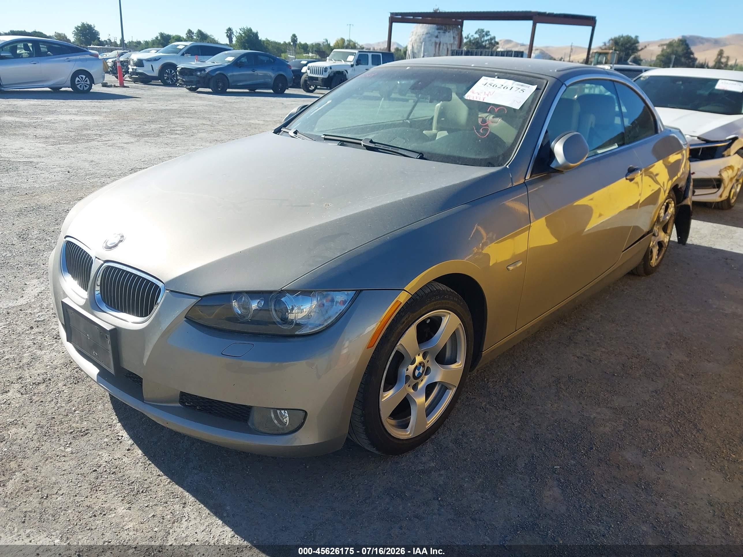 2009 Bmw 328i Beige vin: WBAWL13529PX26832