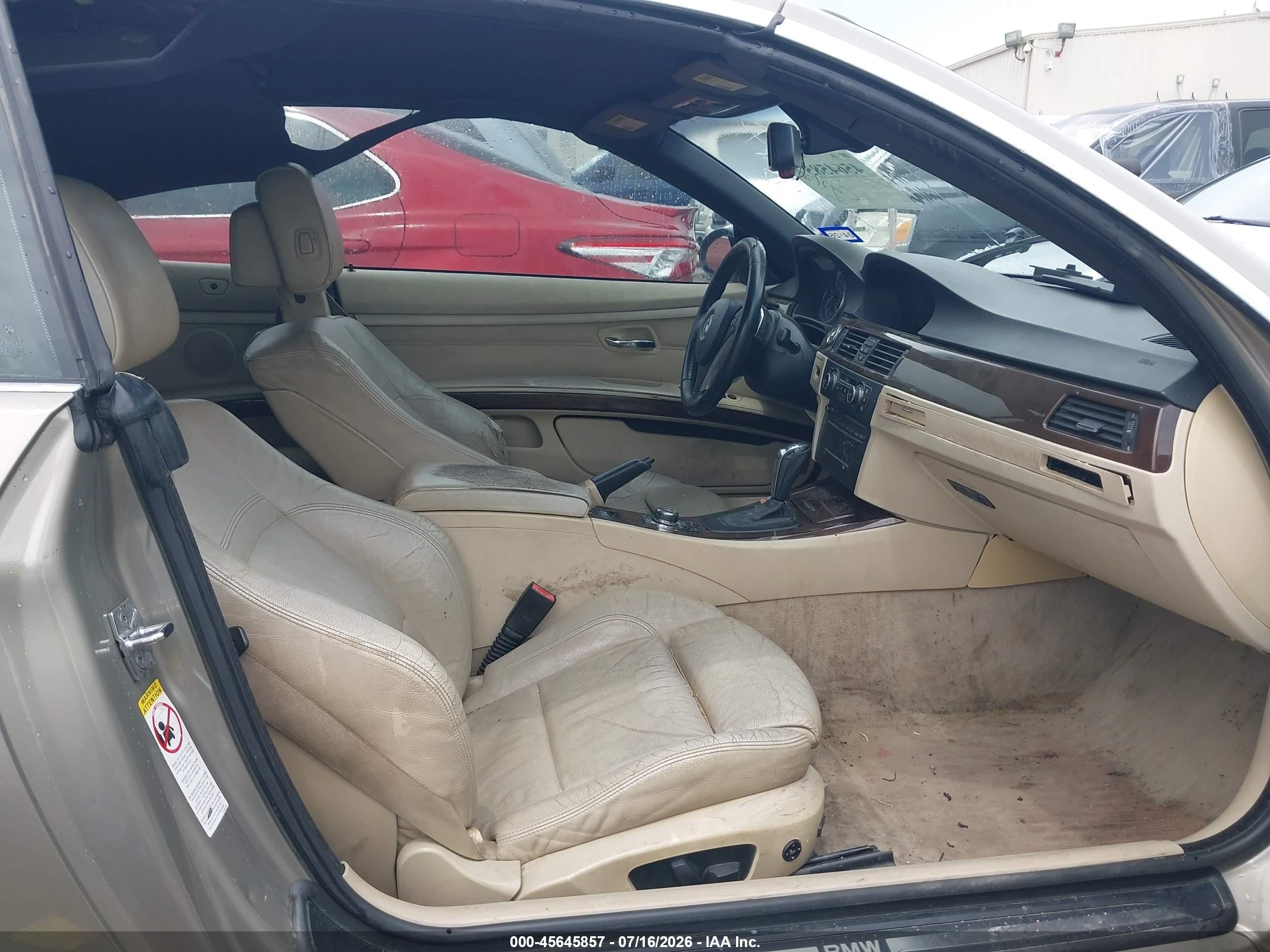 2009 Bmw 328i   Бежевый vin: WBAWL13539PX24619