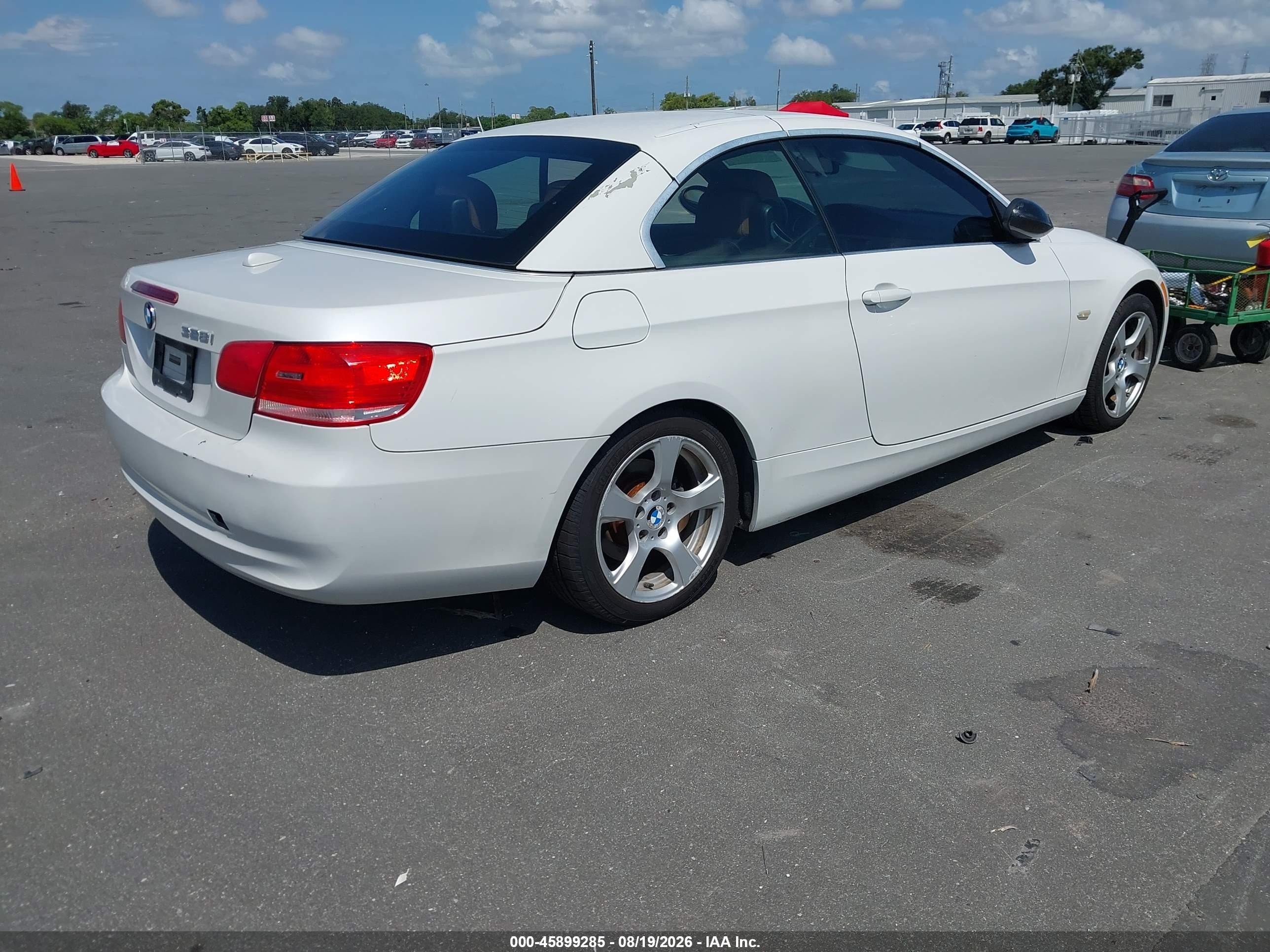2009 Bmw 328i   White vin: WBAWL13539PX27049