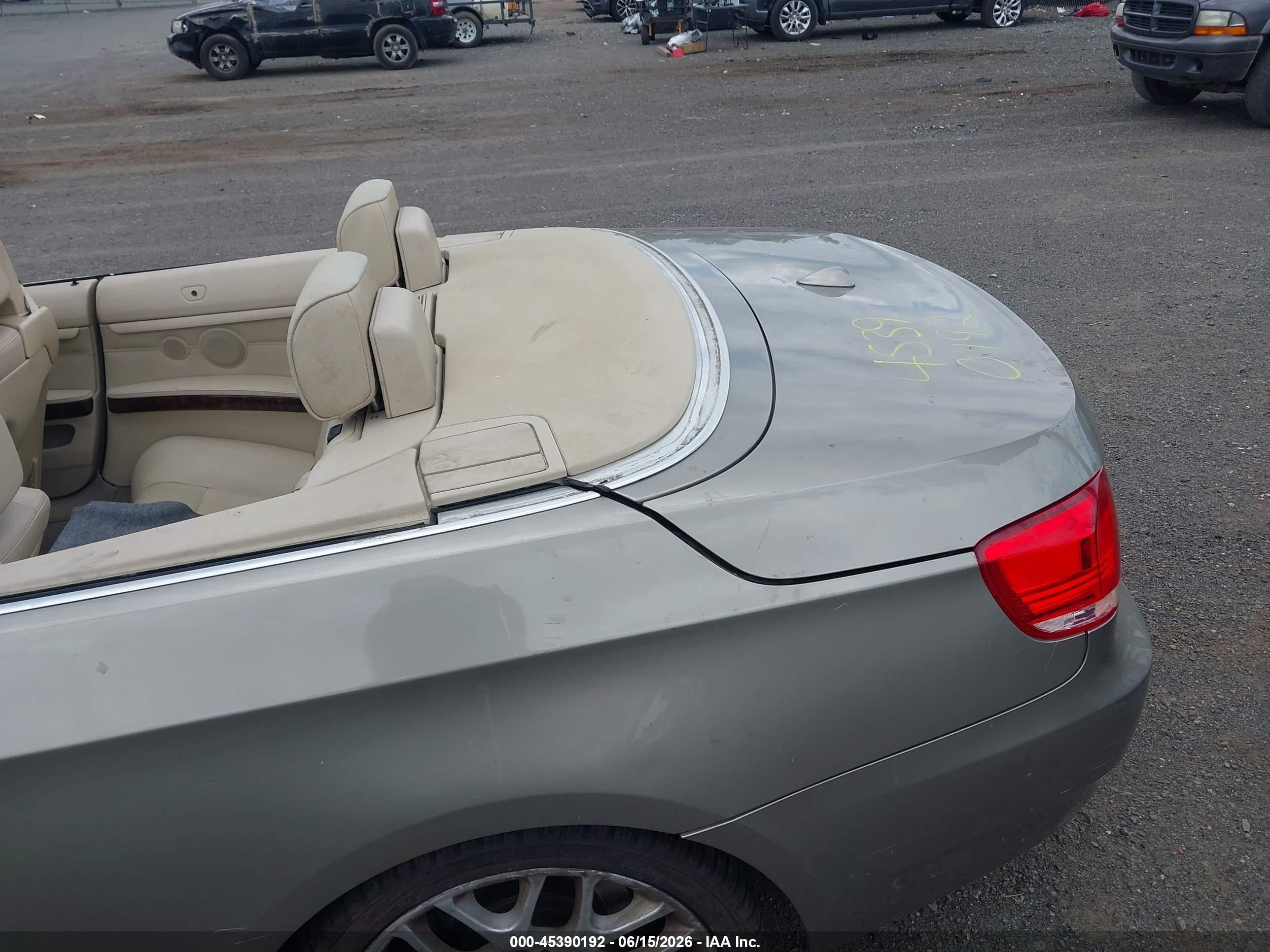 2009 Bmw 328i   Gold vin: WBAWL13559PX26632