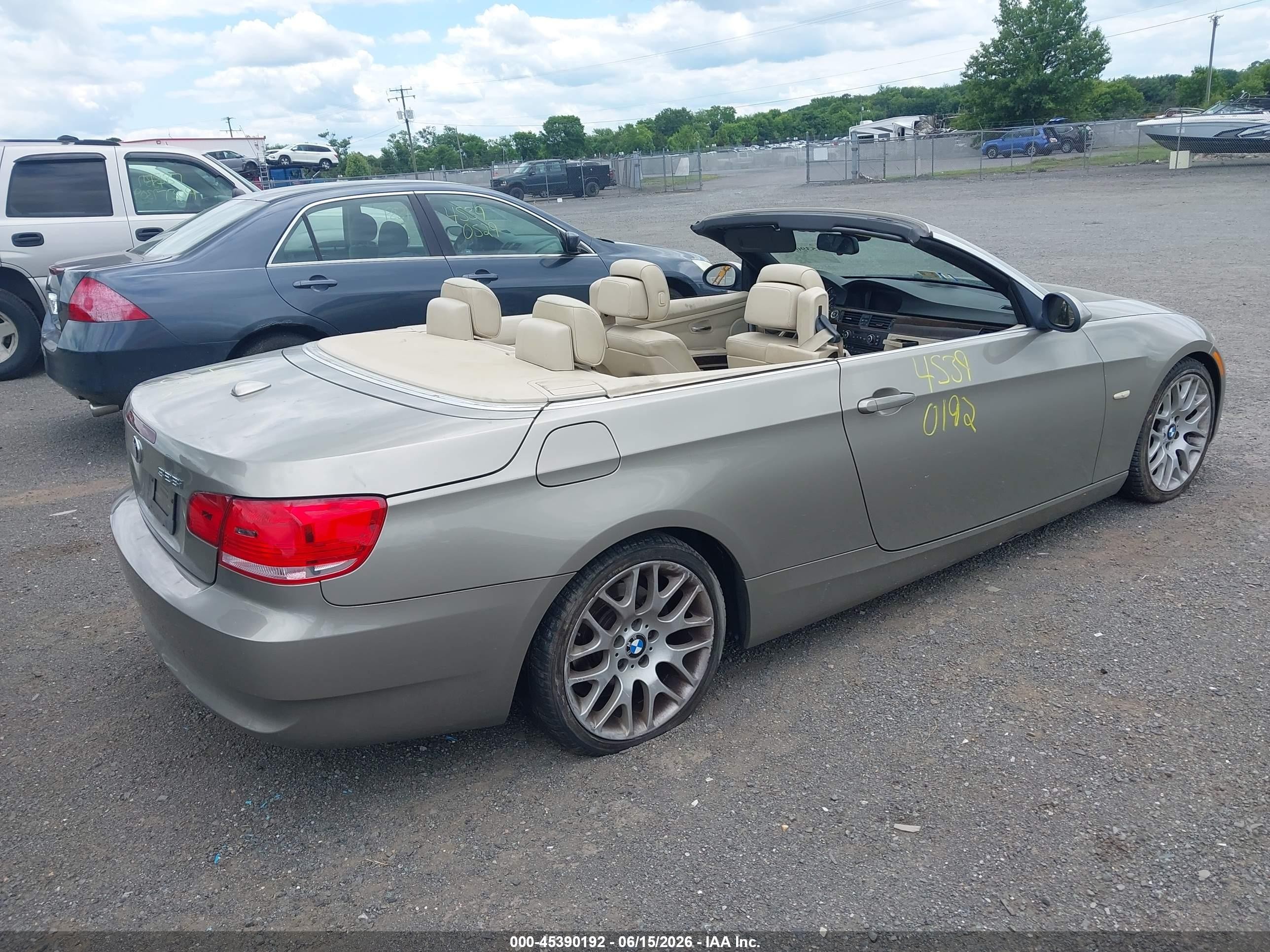 2009 Bmw 328i   Gold vin: WBAWL13559PX26632