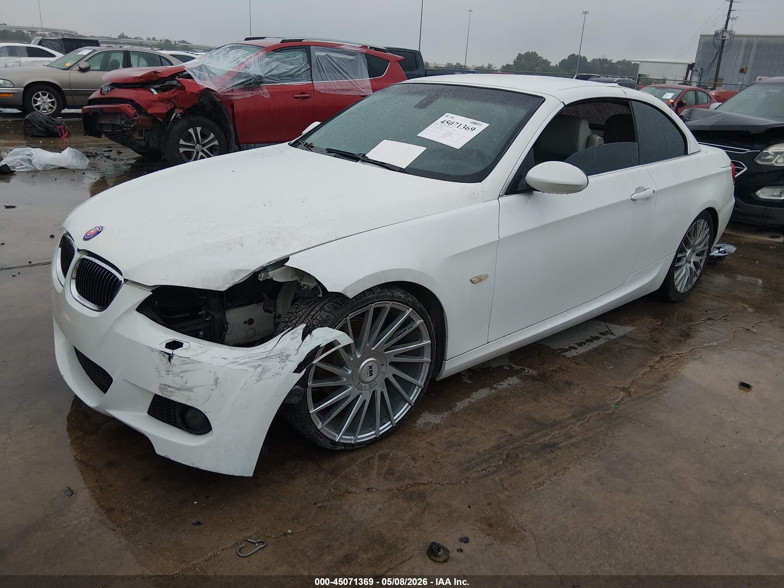 2009 Bmw 328i   White vin: WBAWL13589PX27127