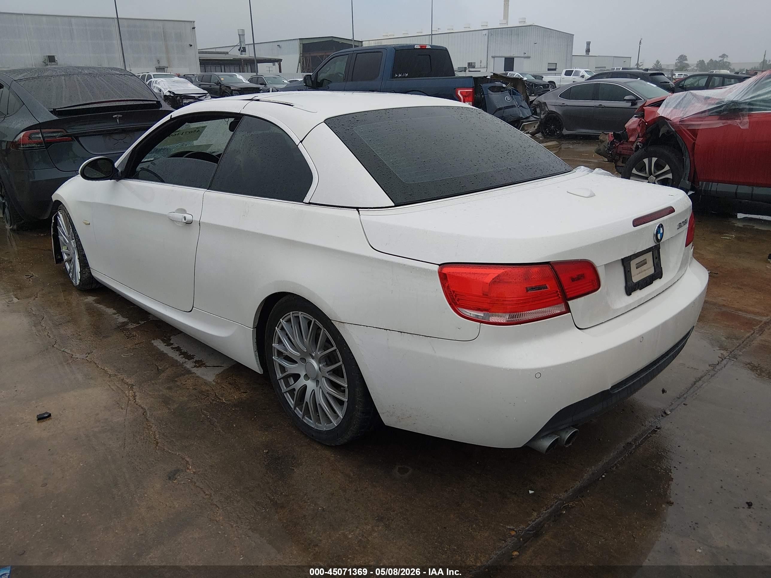 2009 Bmw 328i   White vin: WBAWL13589PX27127