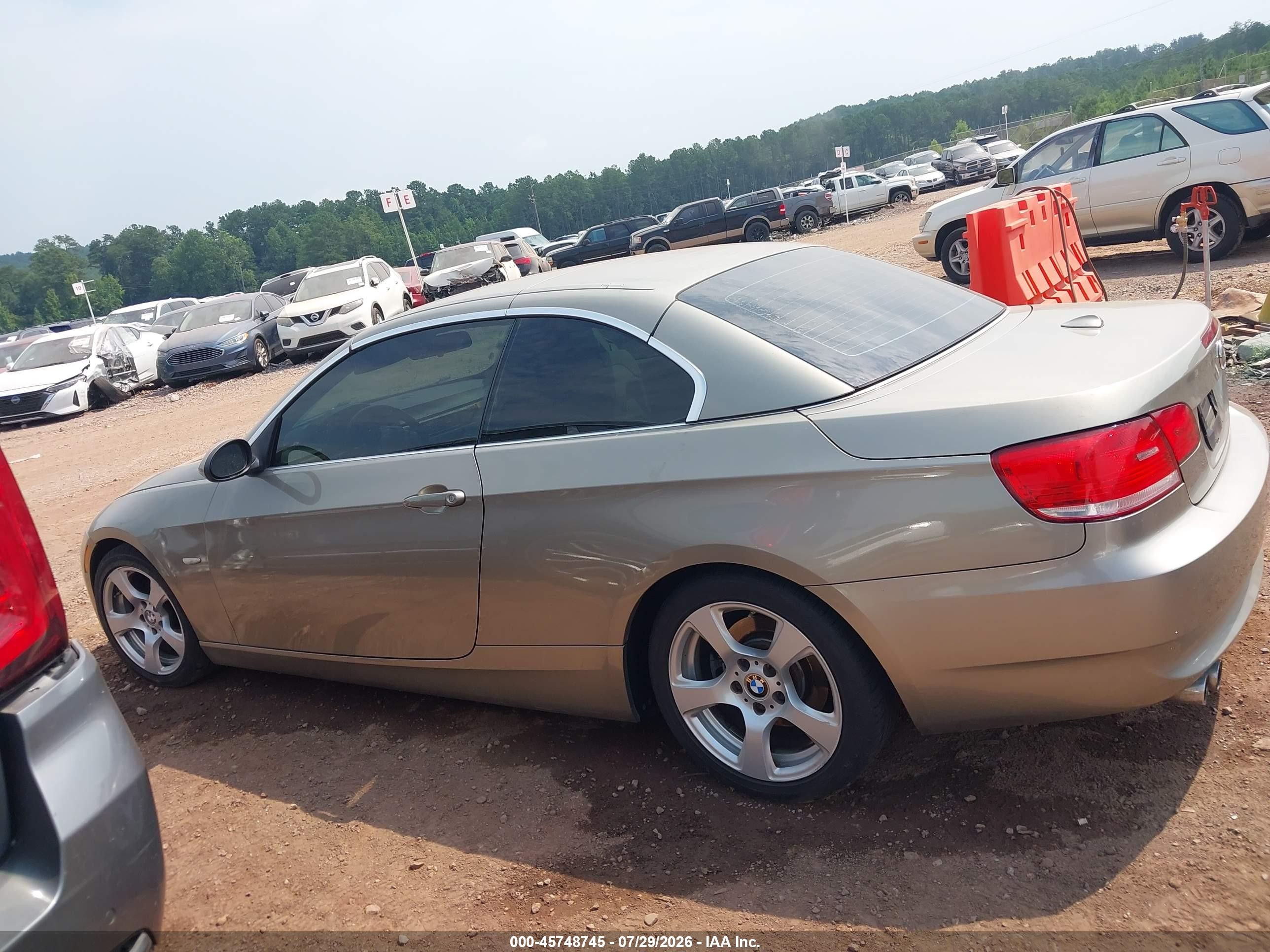 2007 Bmw 328i Gold vin: WBAWL13597PX13332