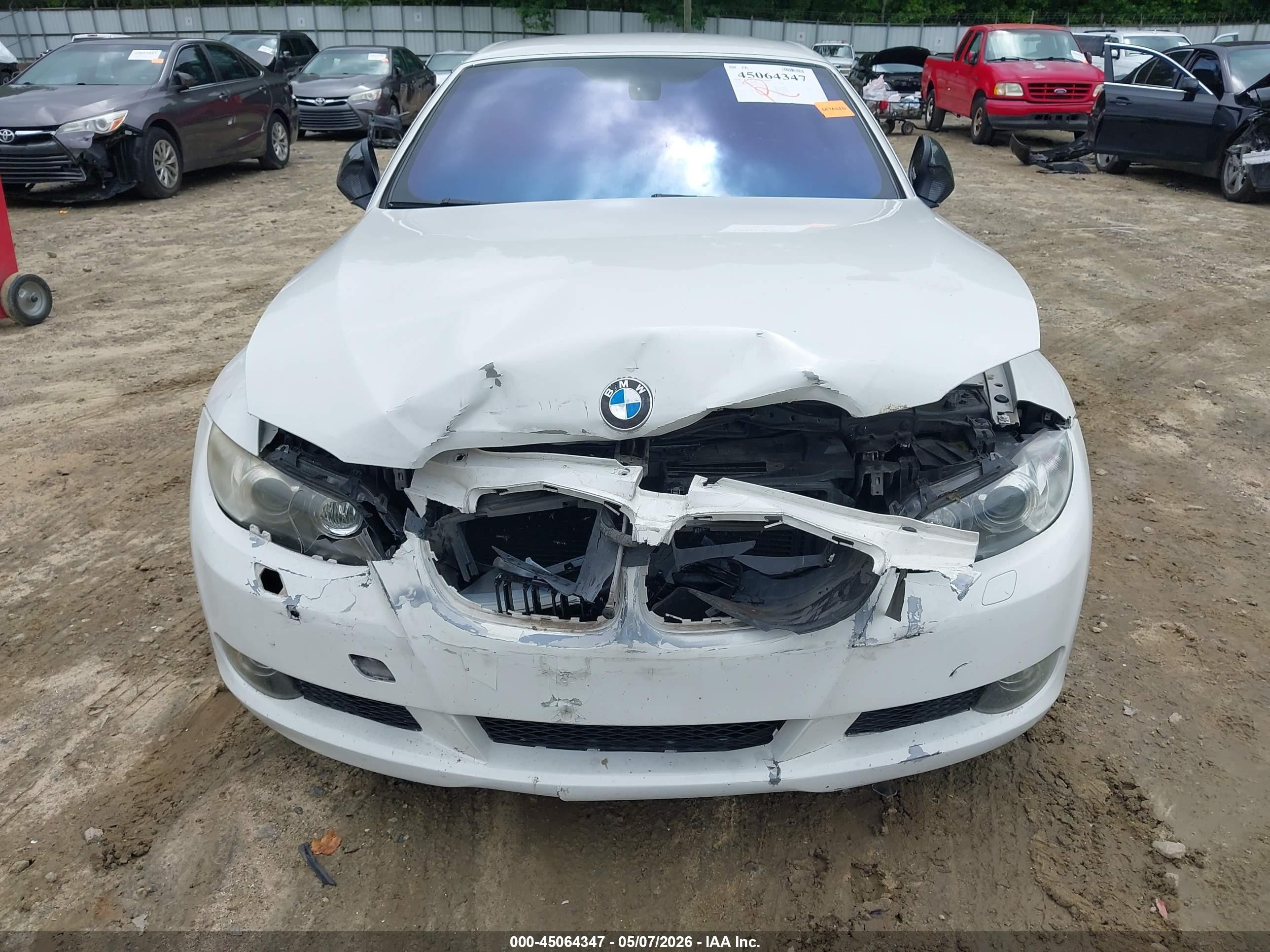 2010 Bmw 328i   Белый vin: WBAWL1C55AP491752