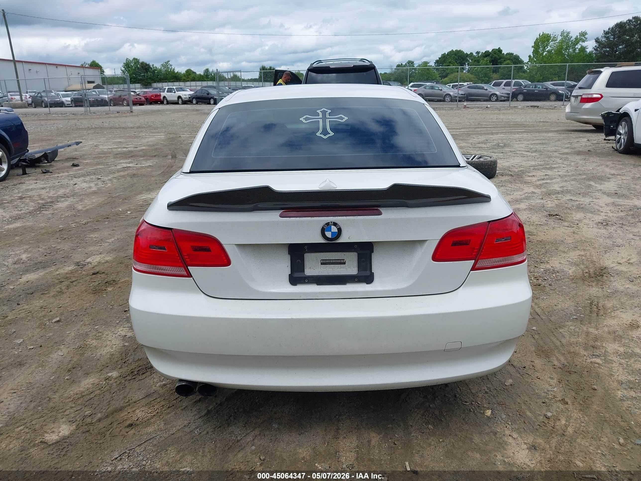 2010 Bmw 328i   Белый vin: WBAWL1C55AP491752