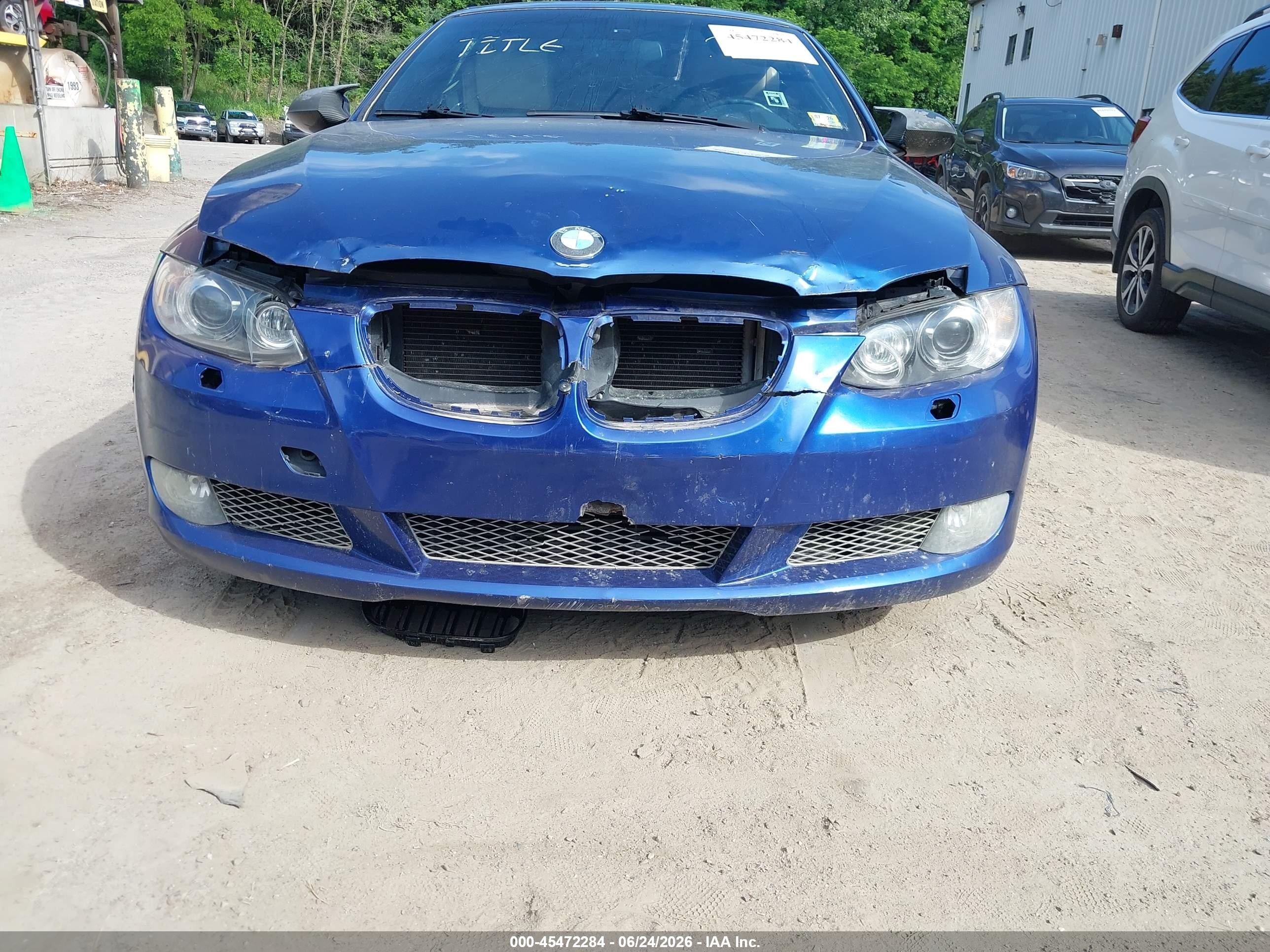 2008 Bmw 335i   Blue vin: WBAWL73508PX55893
