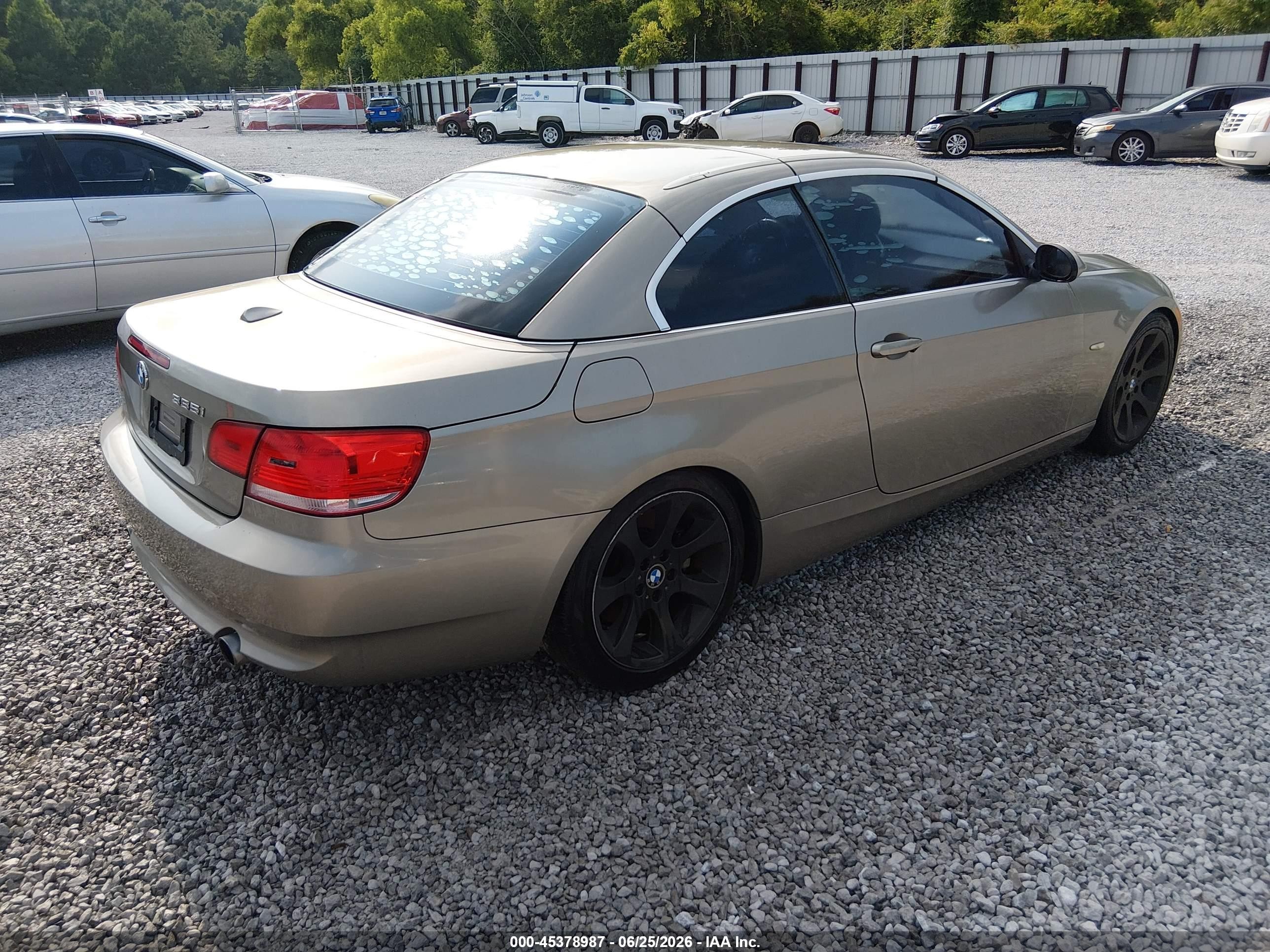 2007 Bmw 335i   Beige vin: WBAWL73517PX46540