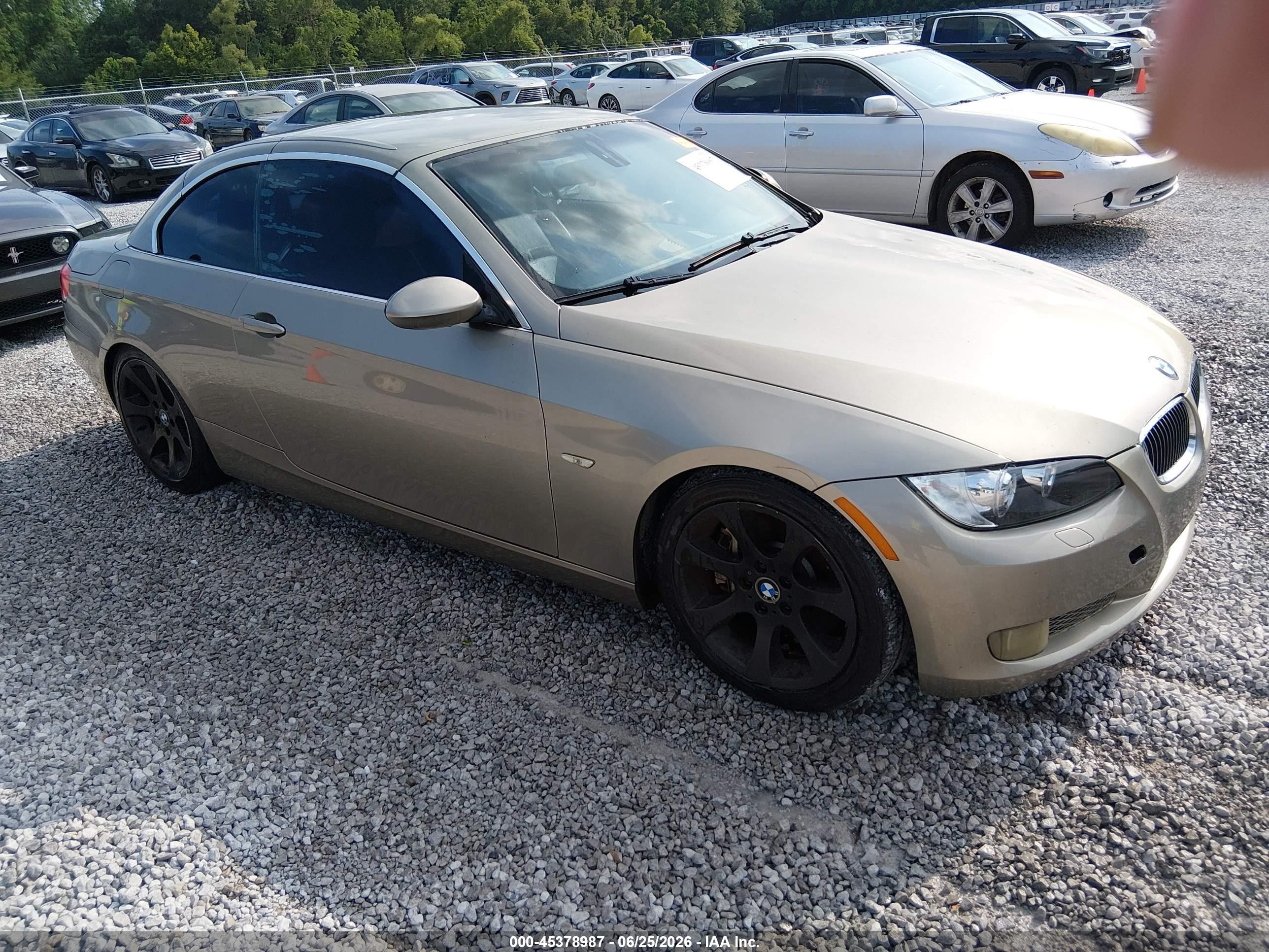 2007 Bmw 335i   Beige vin: WBAWL73517PX46540