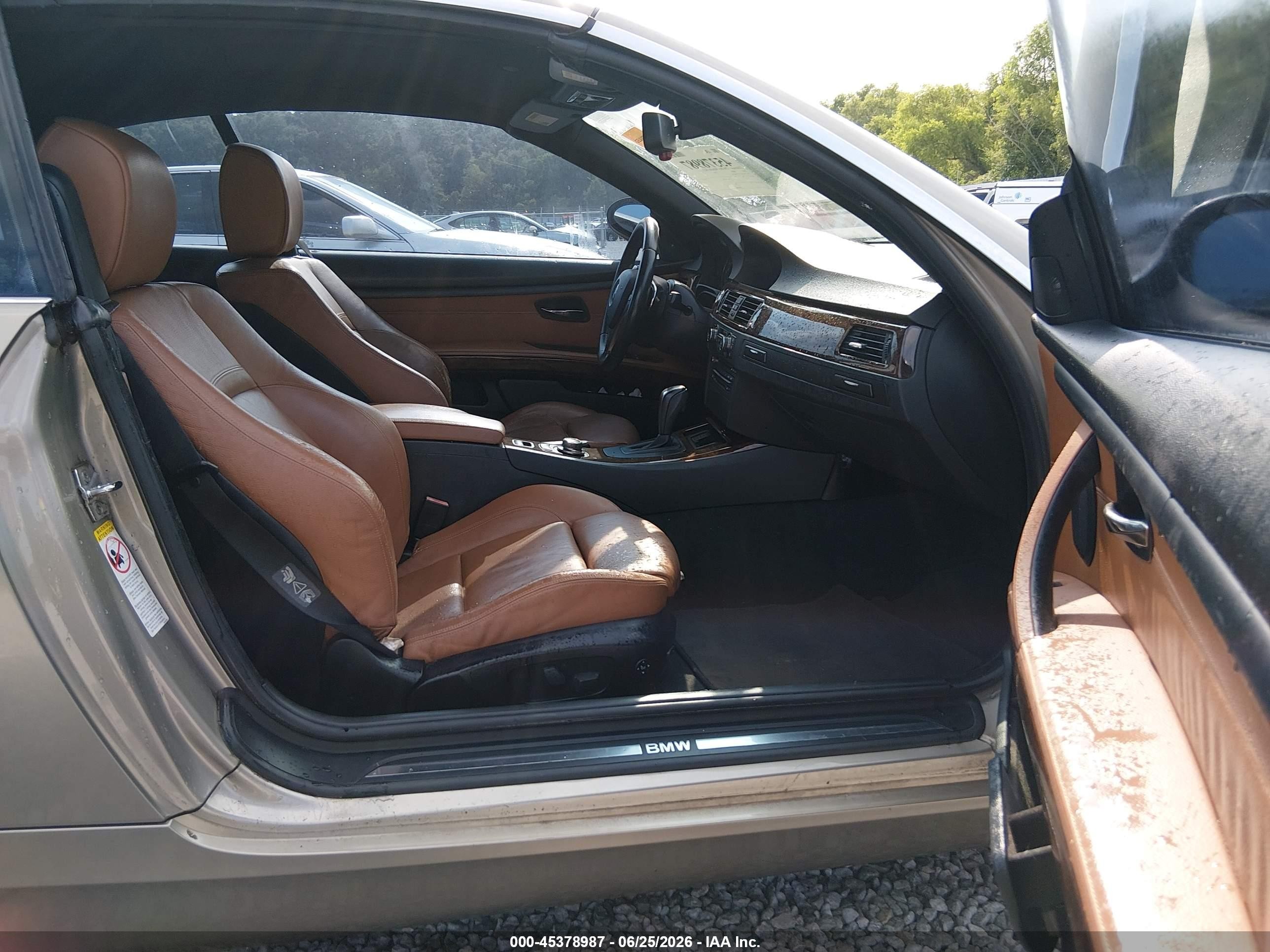 2007 Bmw 335i   Beige vin: WBAWL73517PX46540