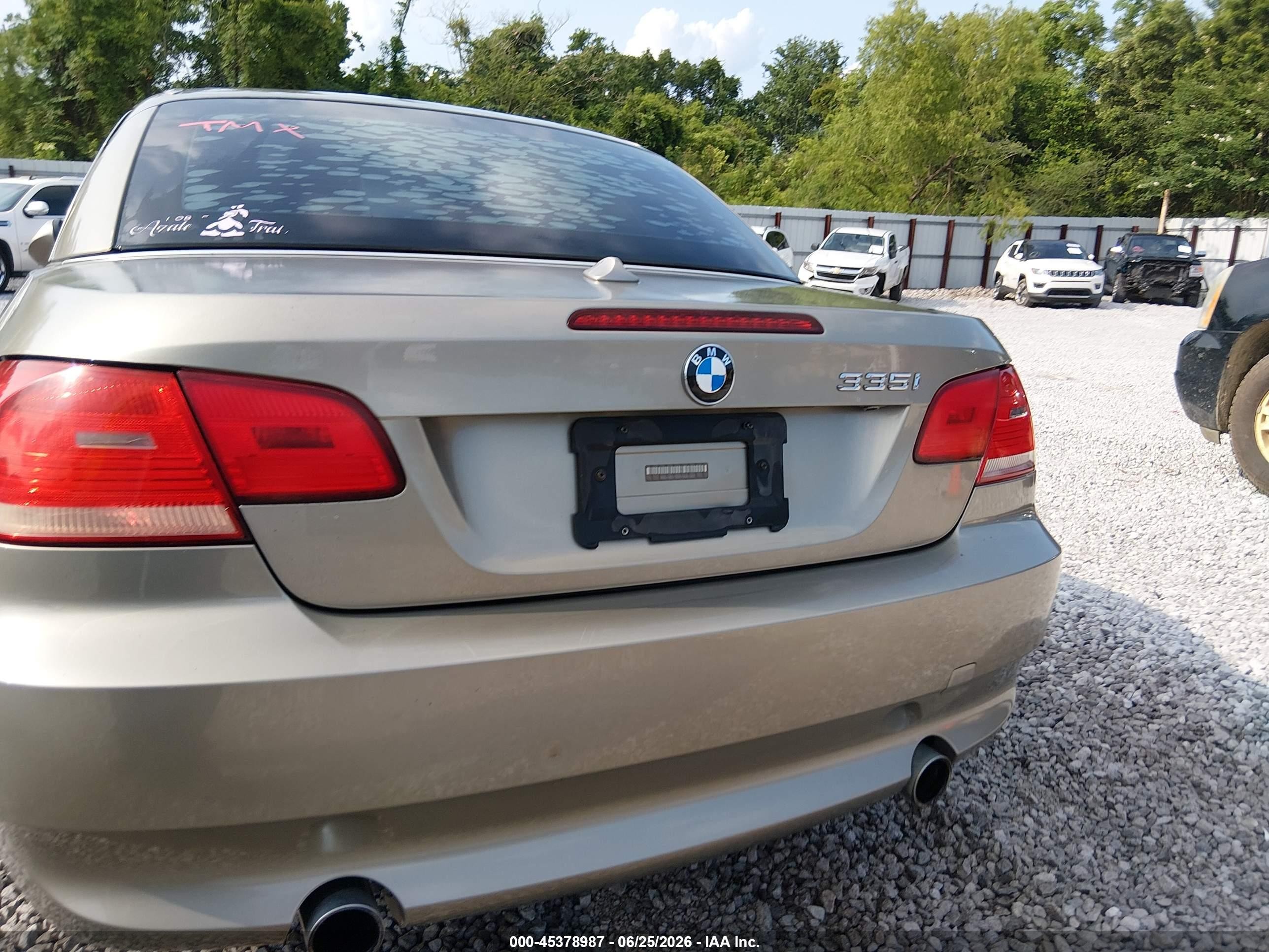 2007 Bmw 335i   Beige vin: WBAWL73517PX46540