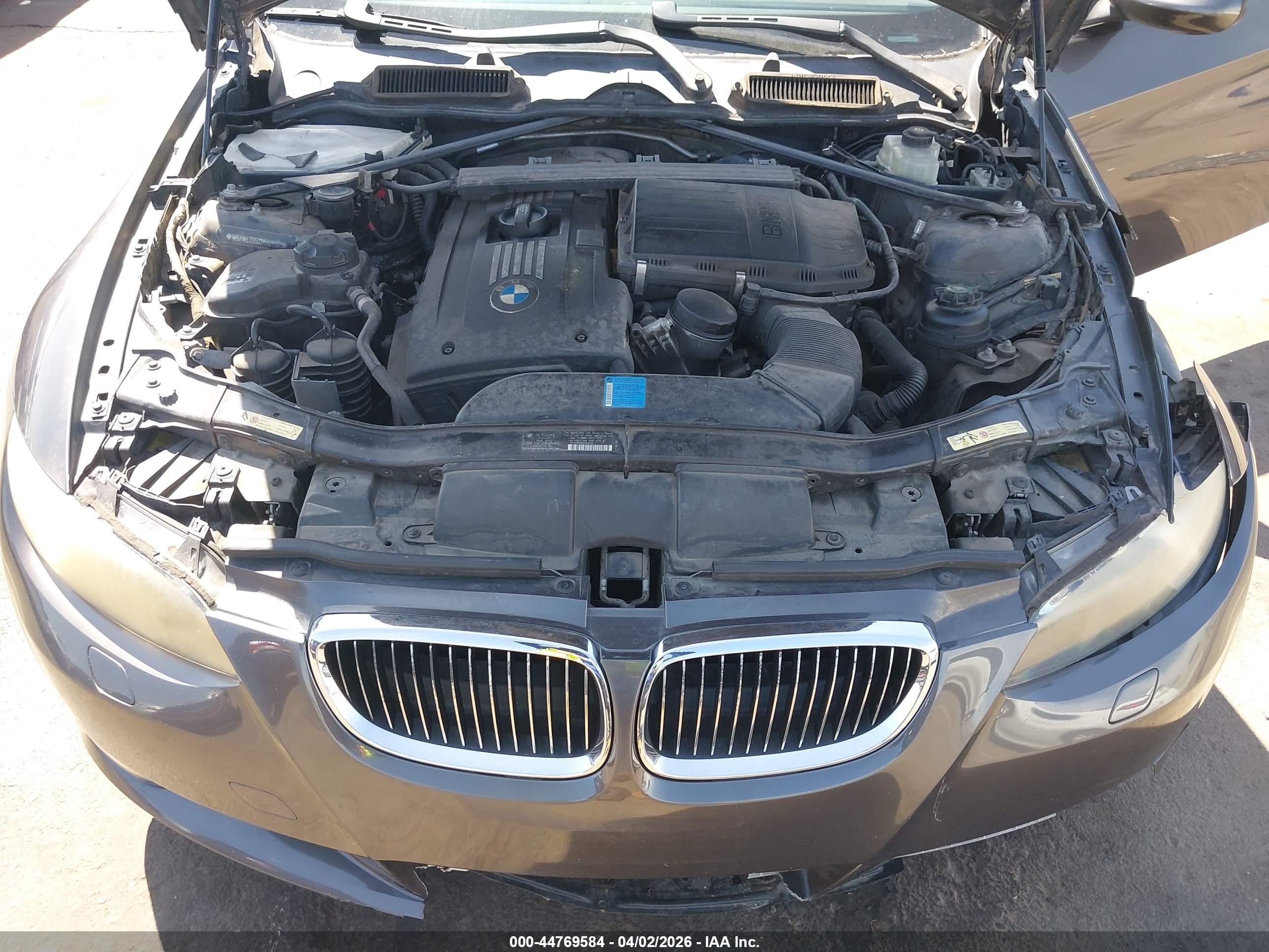 2007 Bmw 335i   Gray vin: WBAWL73517PX51107