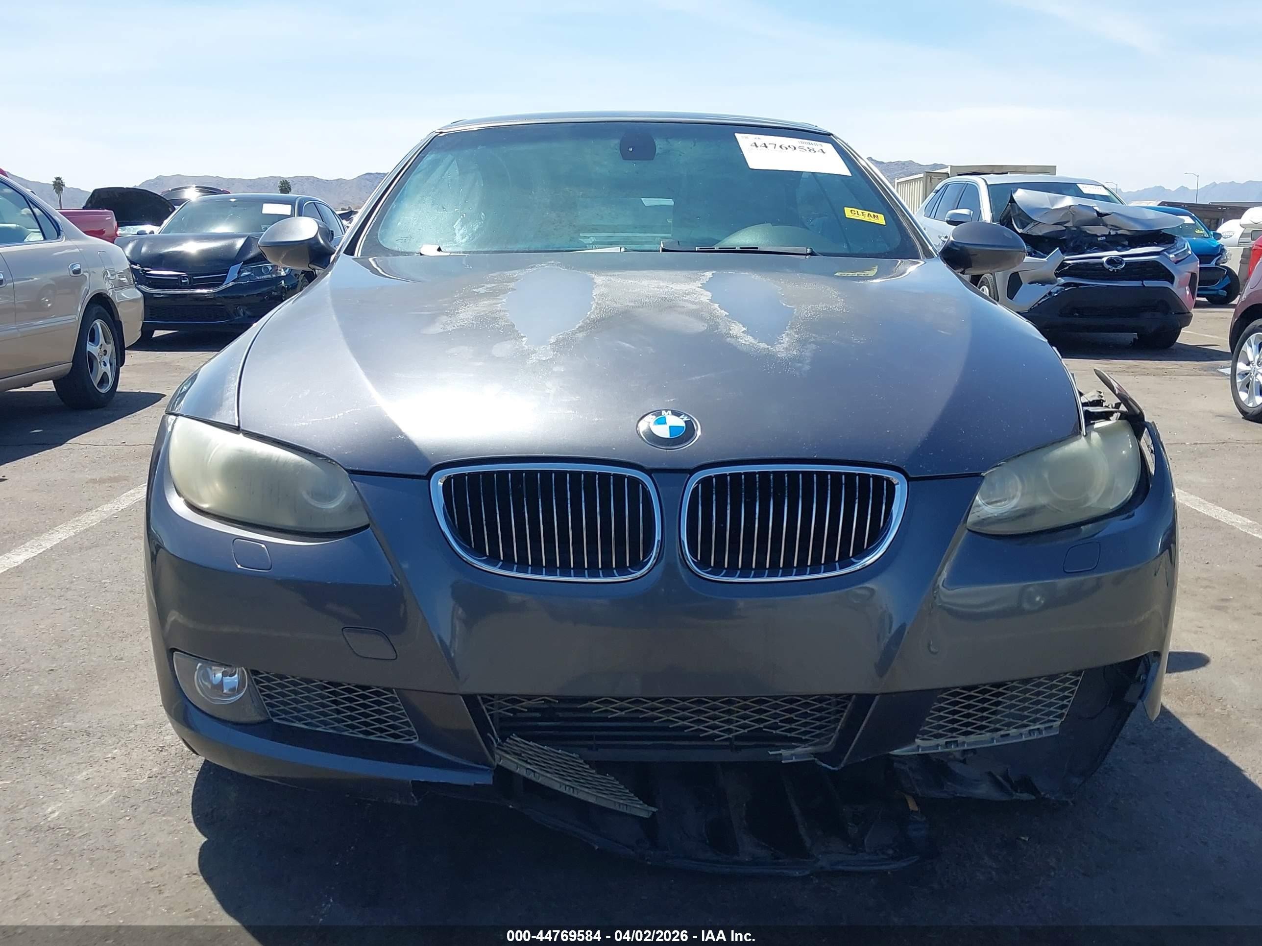 2007 Bmw 335i   Gray vin: WBAWL73517PX51107