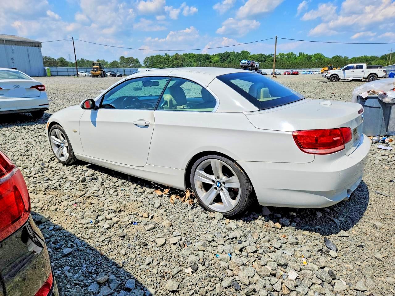 2008 Bmw 335 I White vin: WBAWL73518P178422