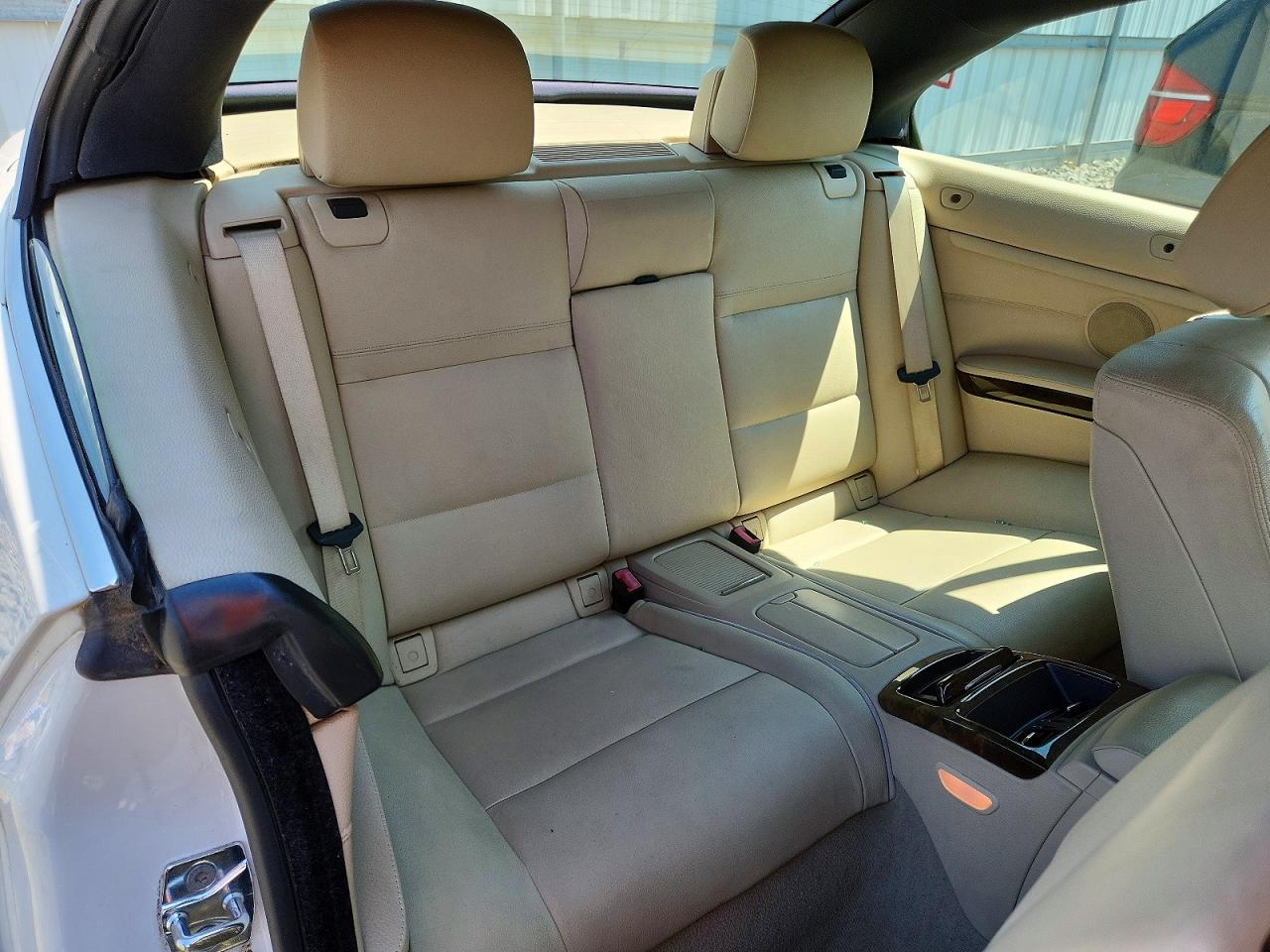 2008 Bmw 335 I White vin: WBAWL73518P178422
