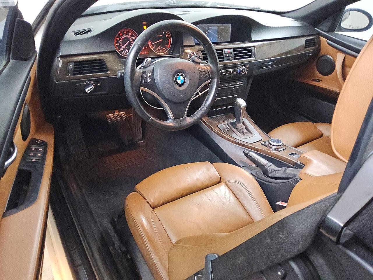 2009 Bmw 335 I White vin: WBAWL73519P473750