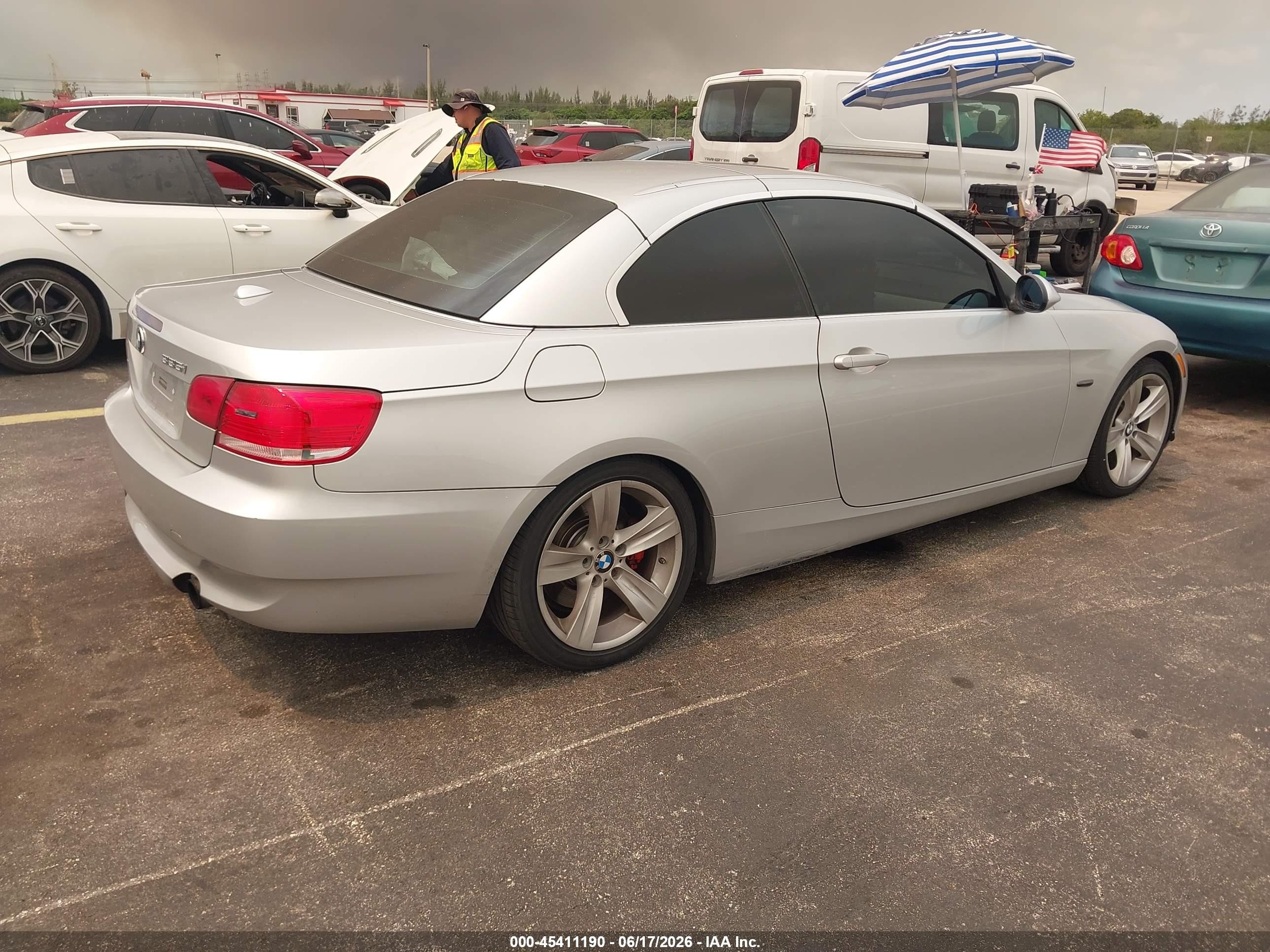 2007 Bmw 335i   Gray vin: WBAWL73537PX47608