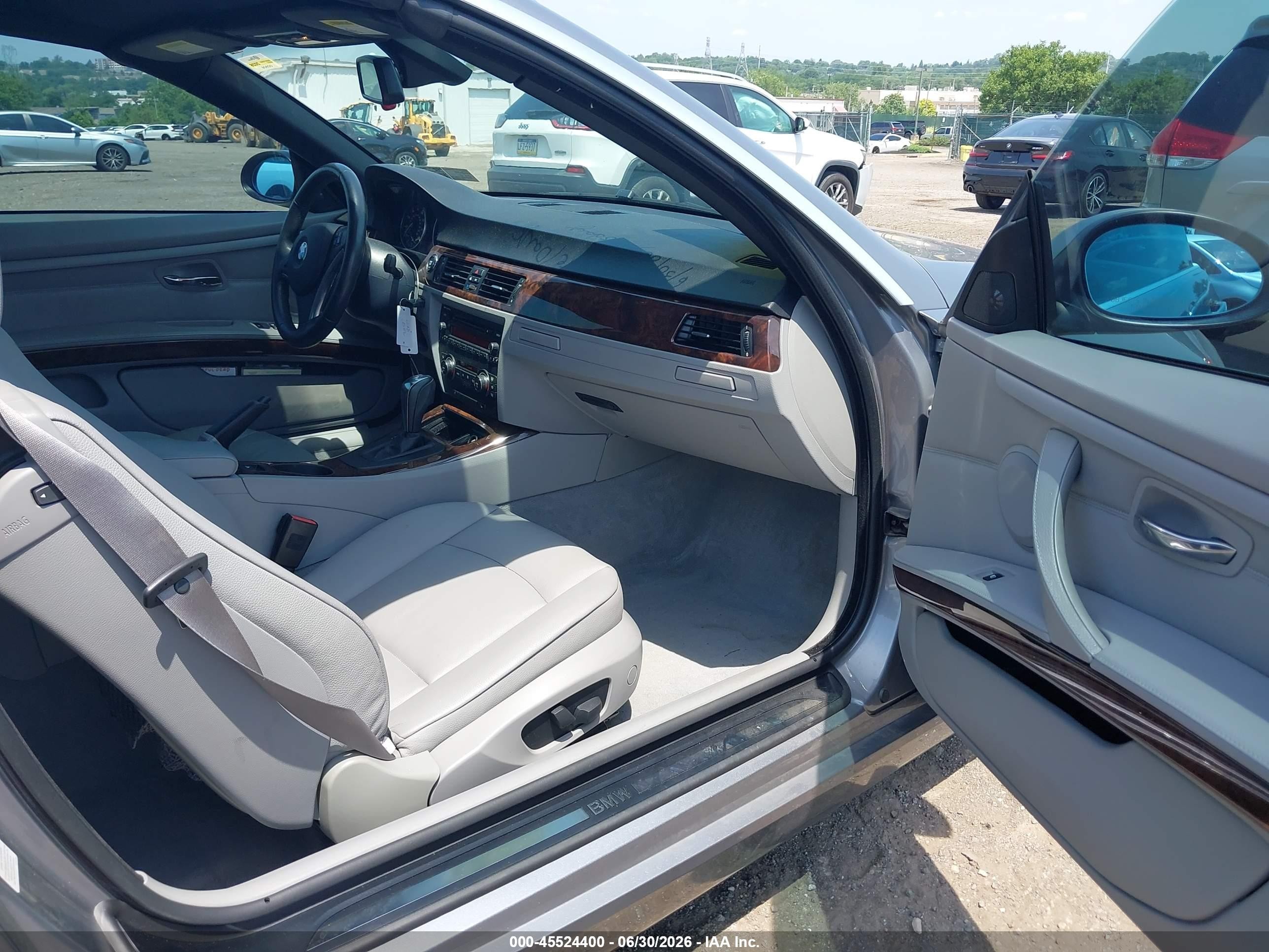 2008 Bmw 335i   Серебряный vin: WBAWL73538PX52650