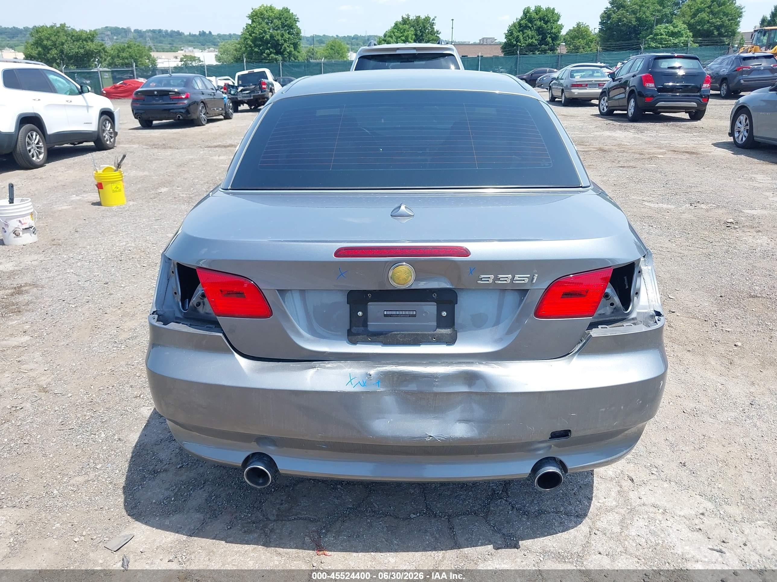 2008 Bmw 335i   Серебряный vin: WBAWL73538PX52650