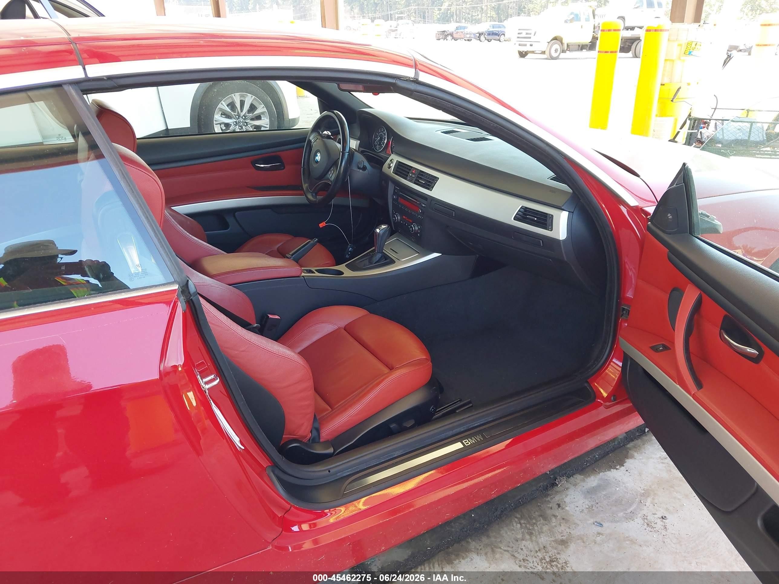 2008 Bmw 335i   Red vin: WBAWL73538PX59503