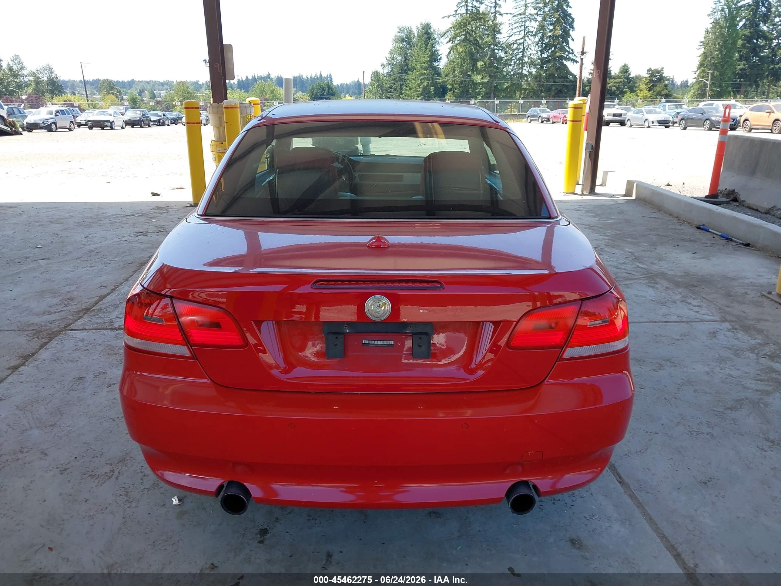 2008 Bmw 335i   Red vin: WBAWL73538PX59503