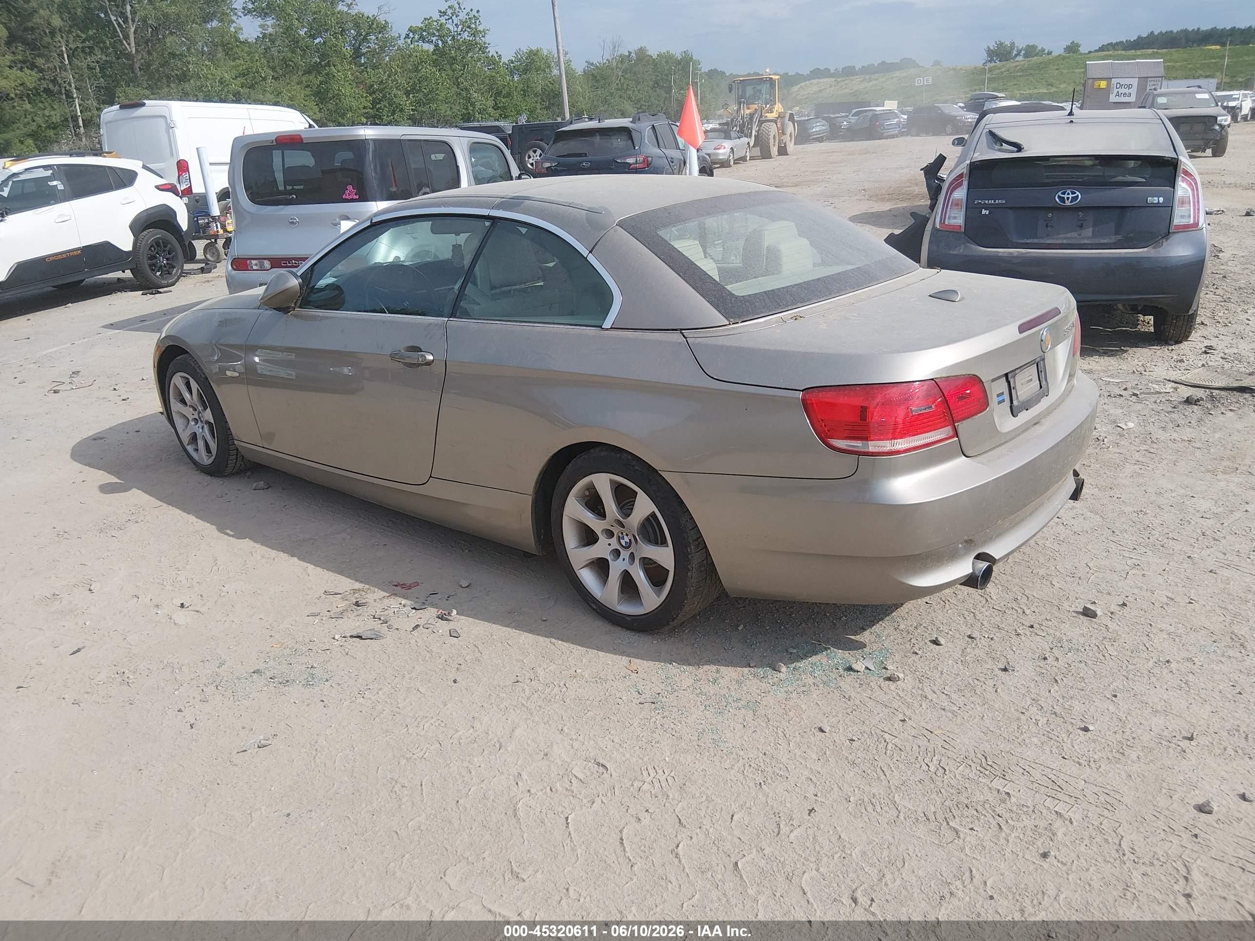 2007 Bmw 335i   Beige vin: WBAWL73547PX50226