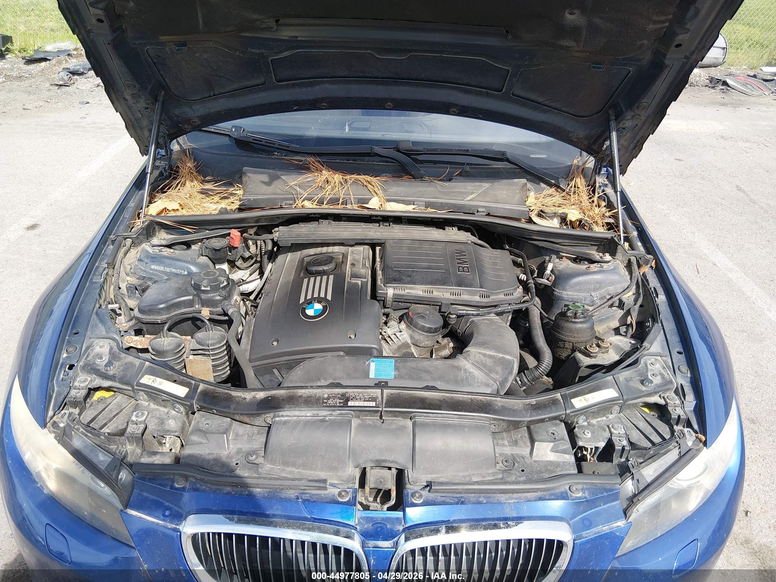 2007 Bmw 335i Blue vin: WBAWL73577PX45215