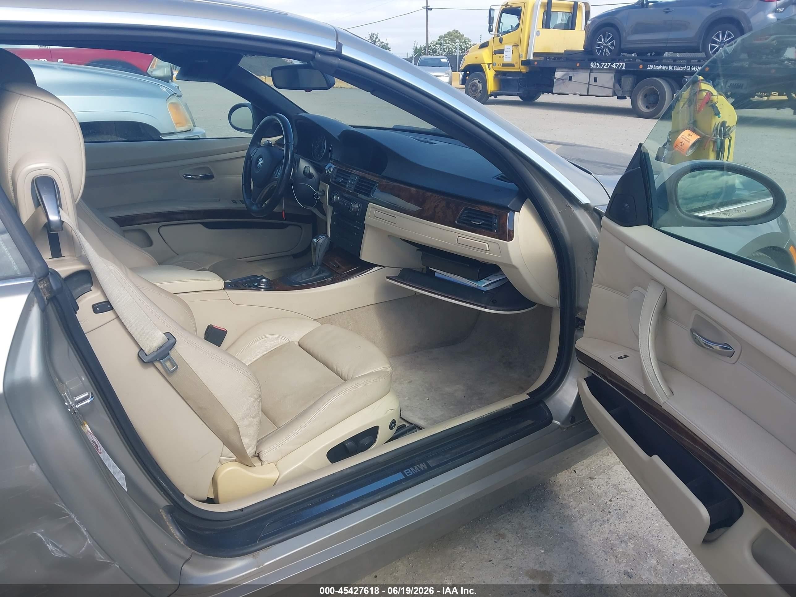 2008 Bmw 335i   Gold vin: WBAWL73598PX54807