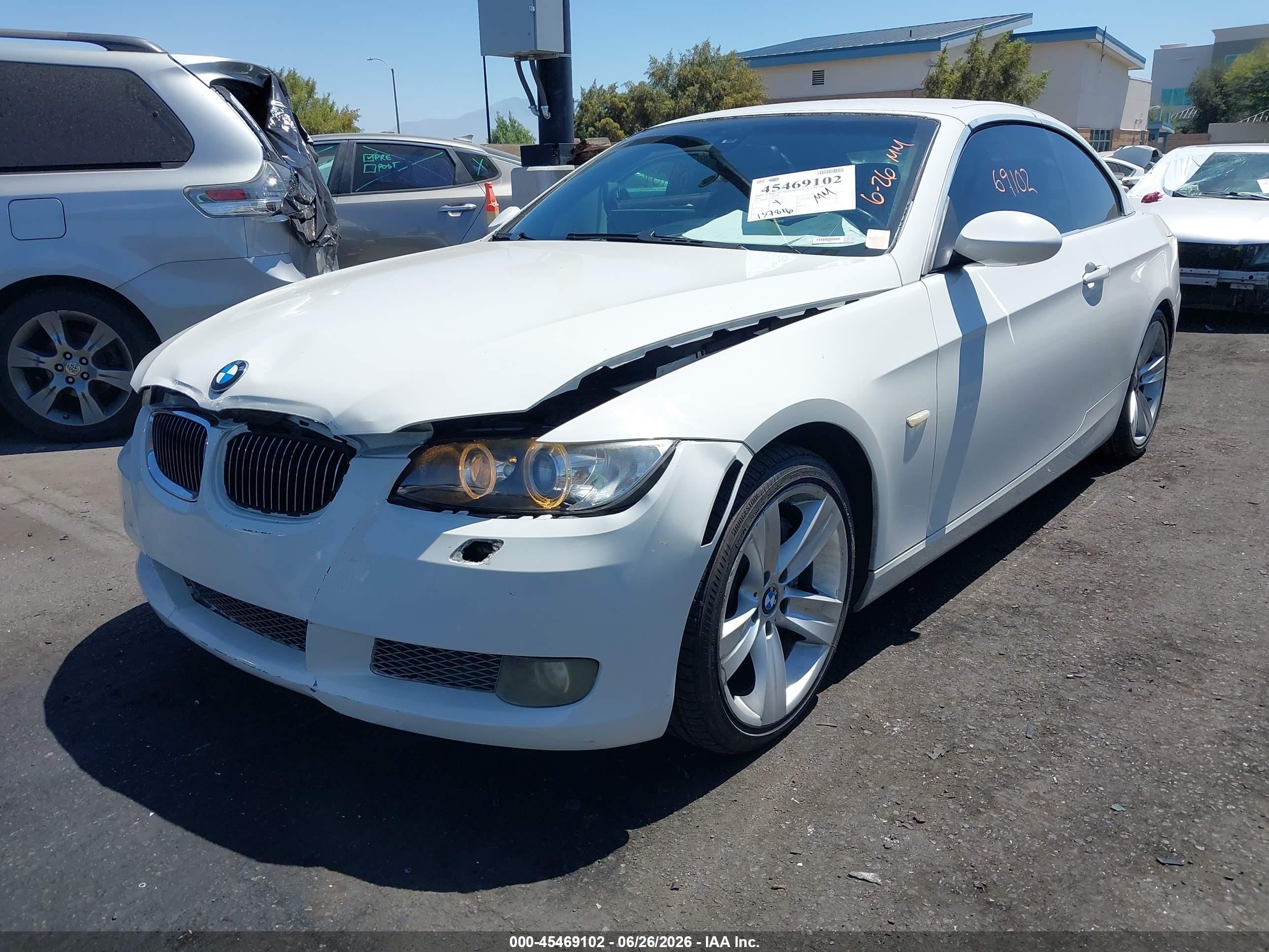 2008 Bmw 335i White vin: WBAWL735X8PX54833