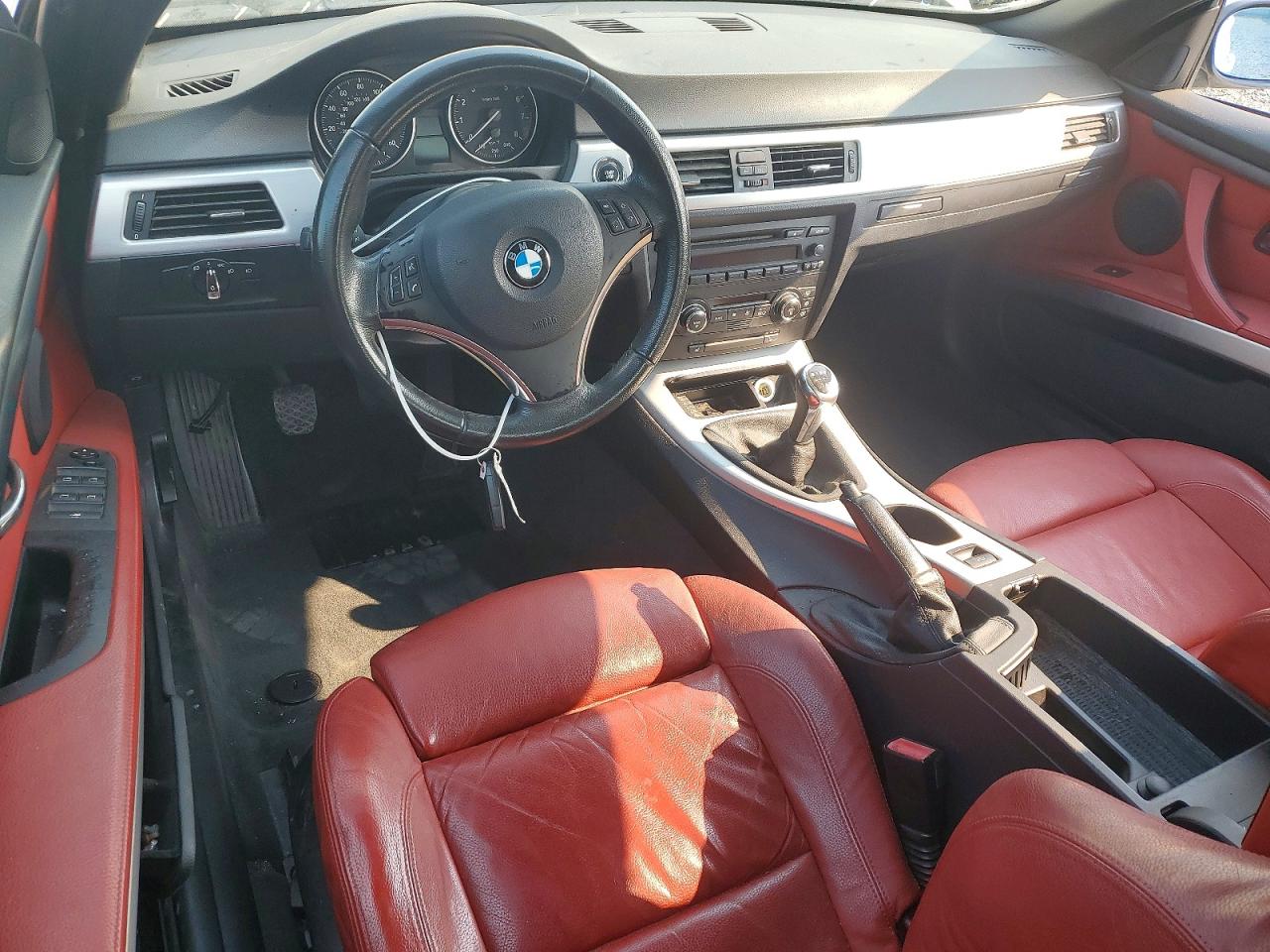 2009 Bmw 335 I White vin: WBAWL735X9PX44823