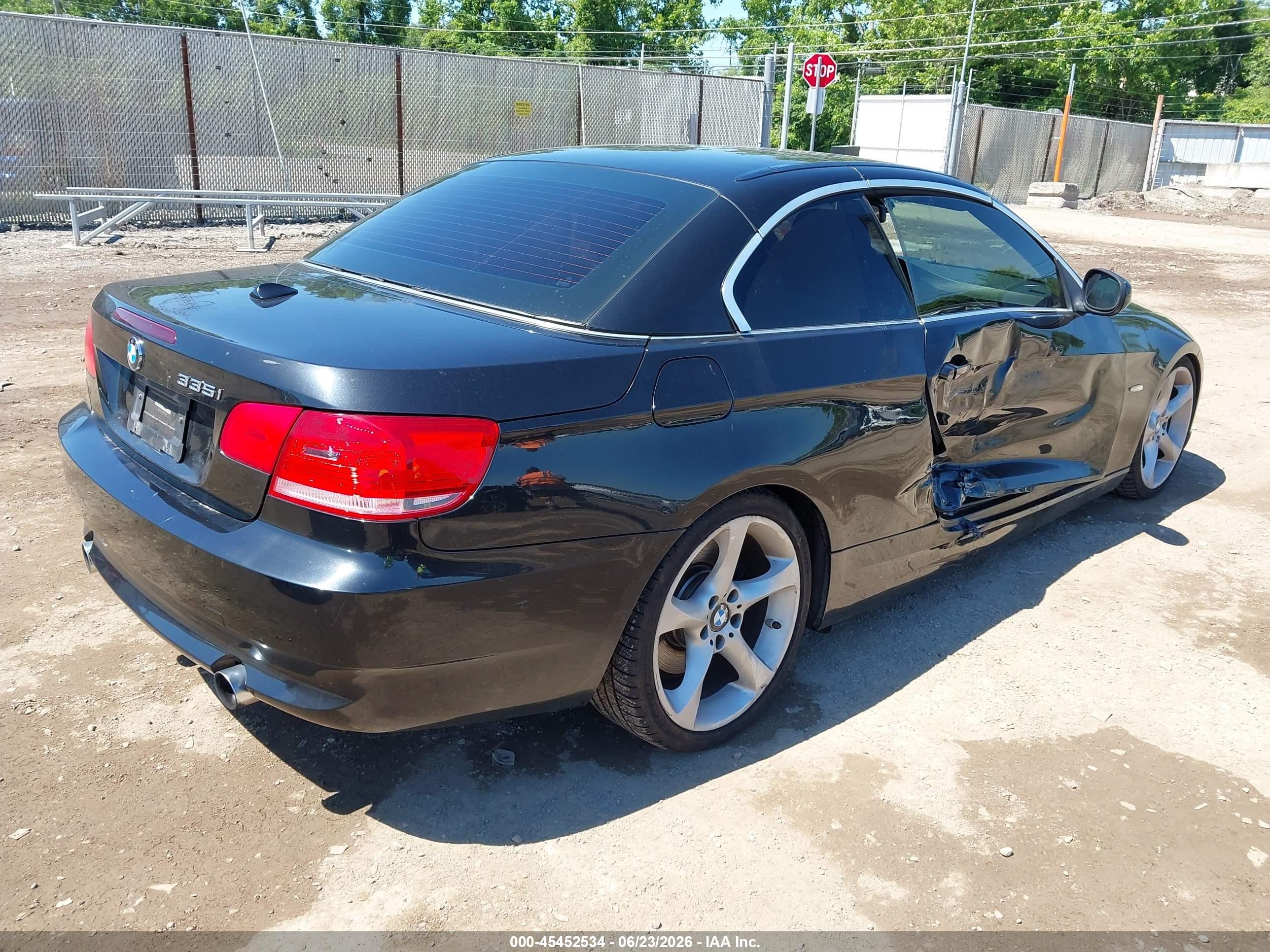 2010 Bmw 335i   Black vin: WBAWL7C52AP475883