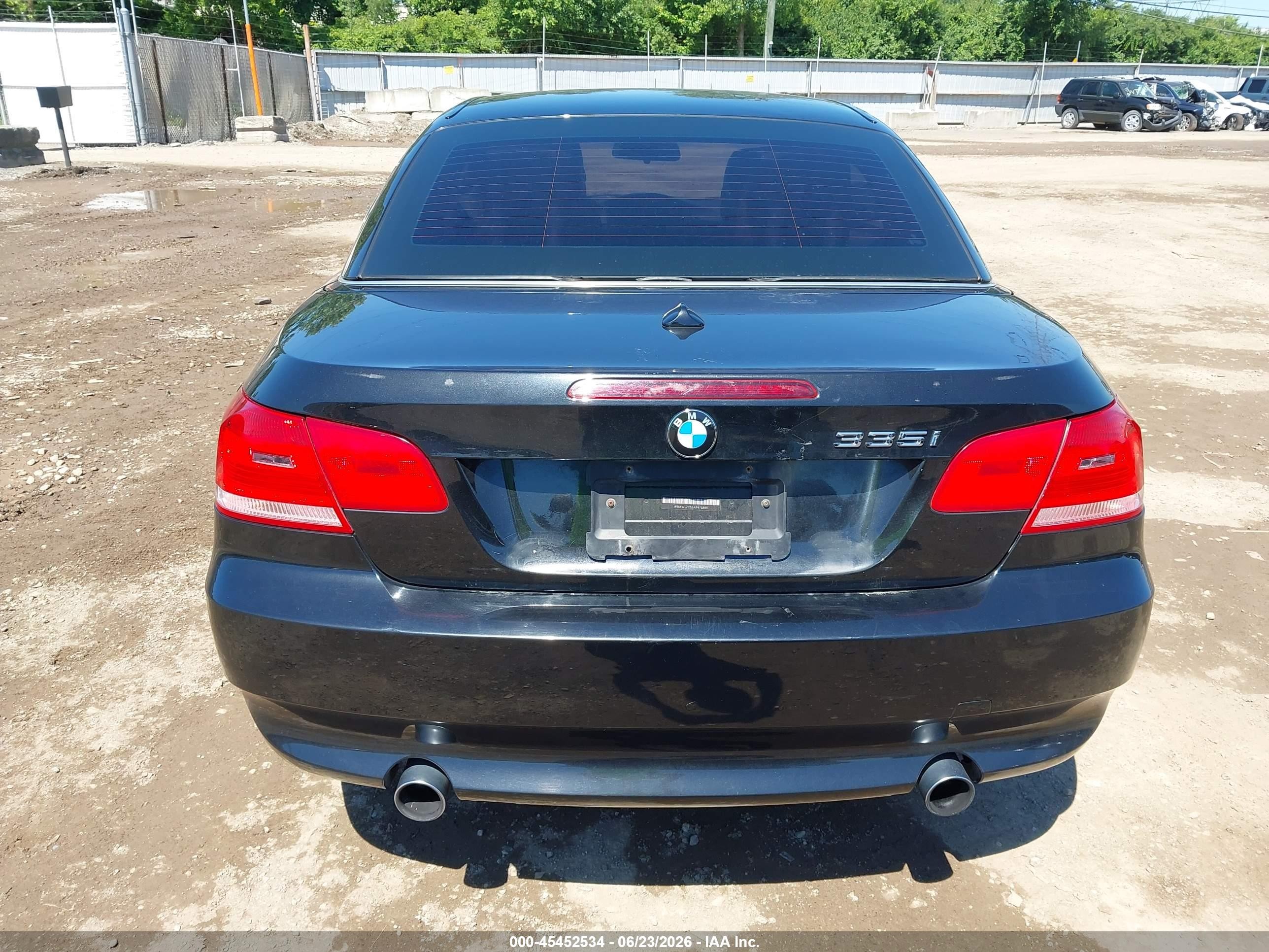 2010 Bmw 335i   Black vin: WBAWL7C52AP475883