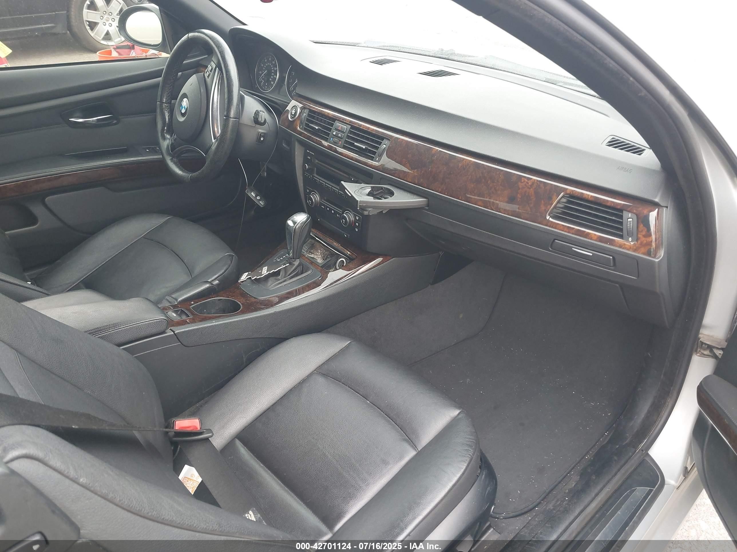 2009 Bmw 328i   Silver vin: WBAWR33529P154705