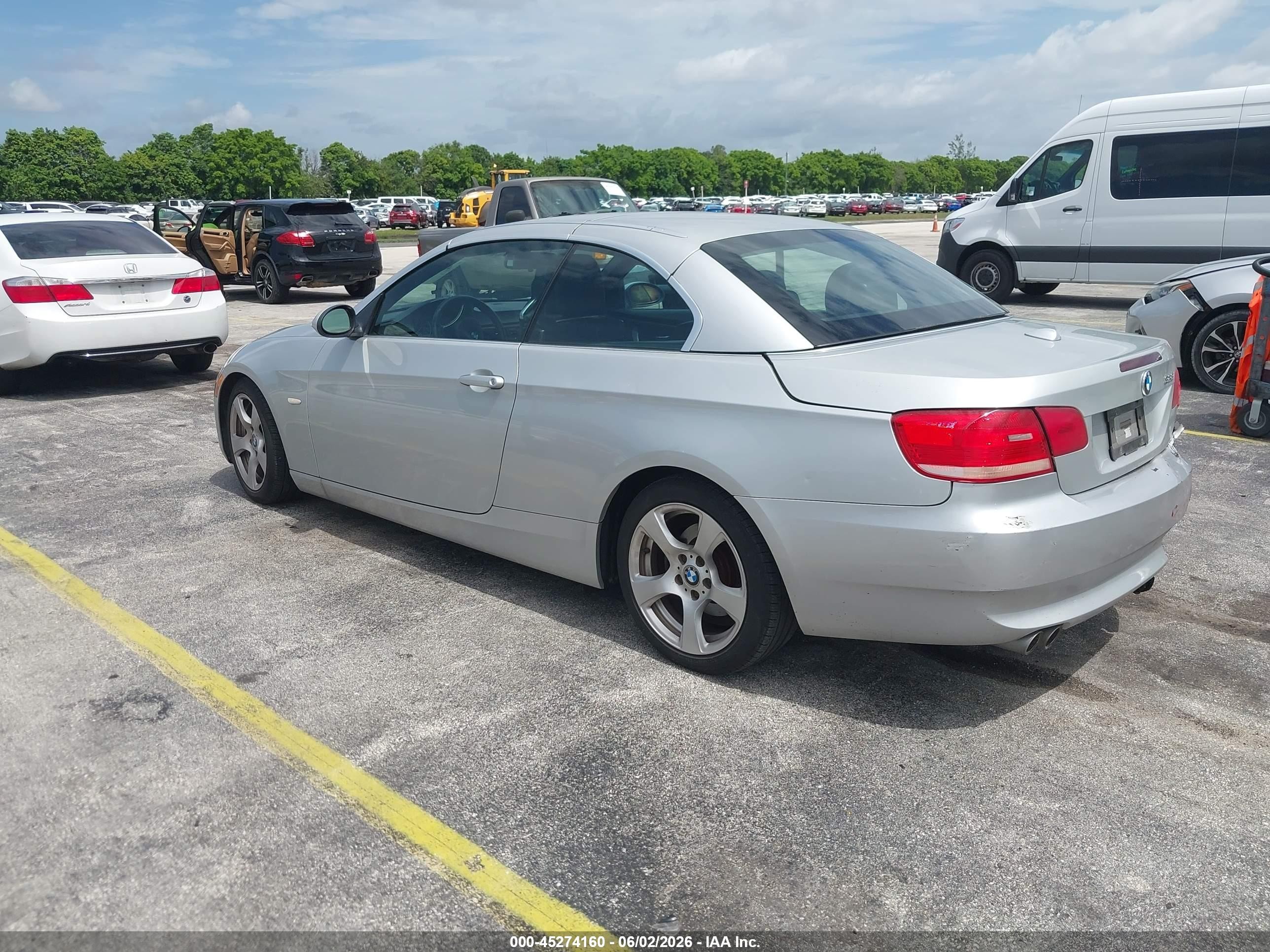 2008 Bmw 328i   Silver vin: WBAWR33588P151239