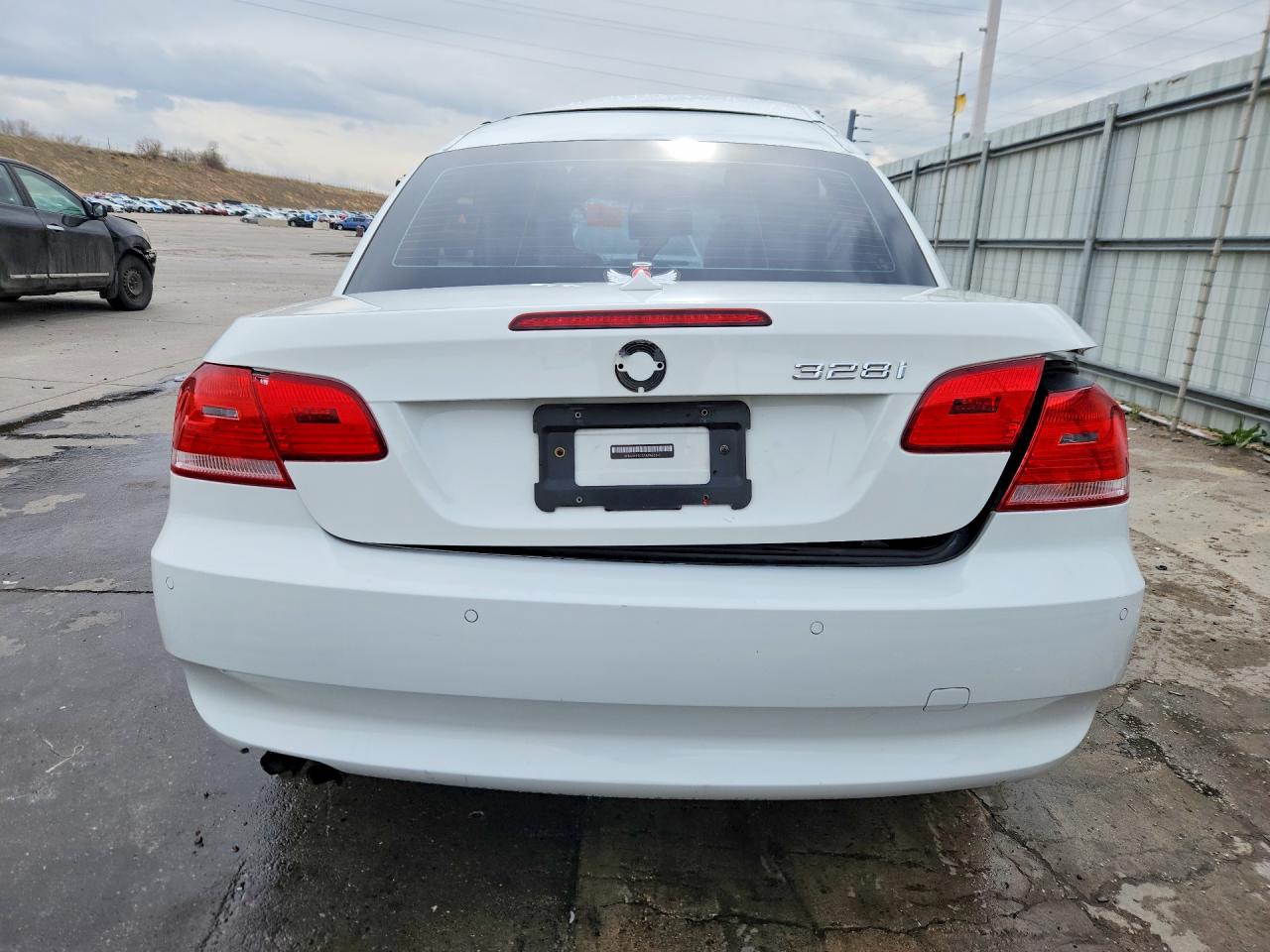 2010 Bmw 328 I Sulev White vin: WBAWR3C57AP463347