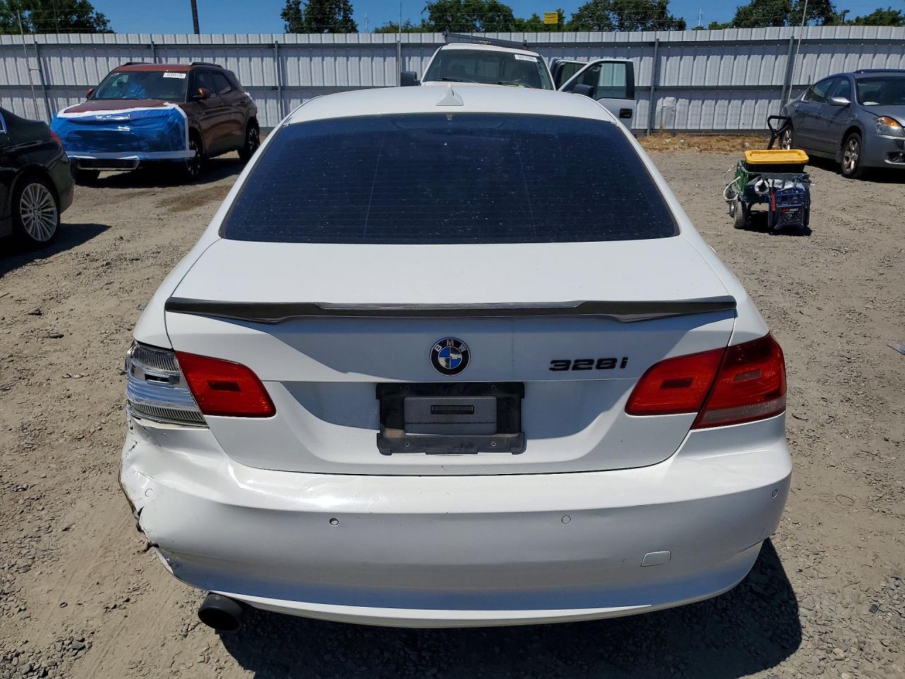 2008 Bmw 328i White vin: WBAWV13508P119997