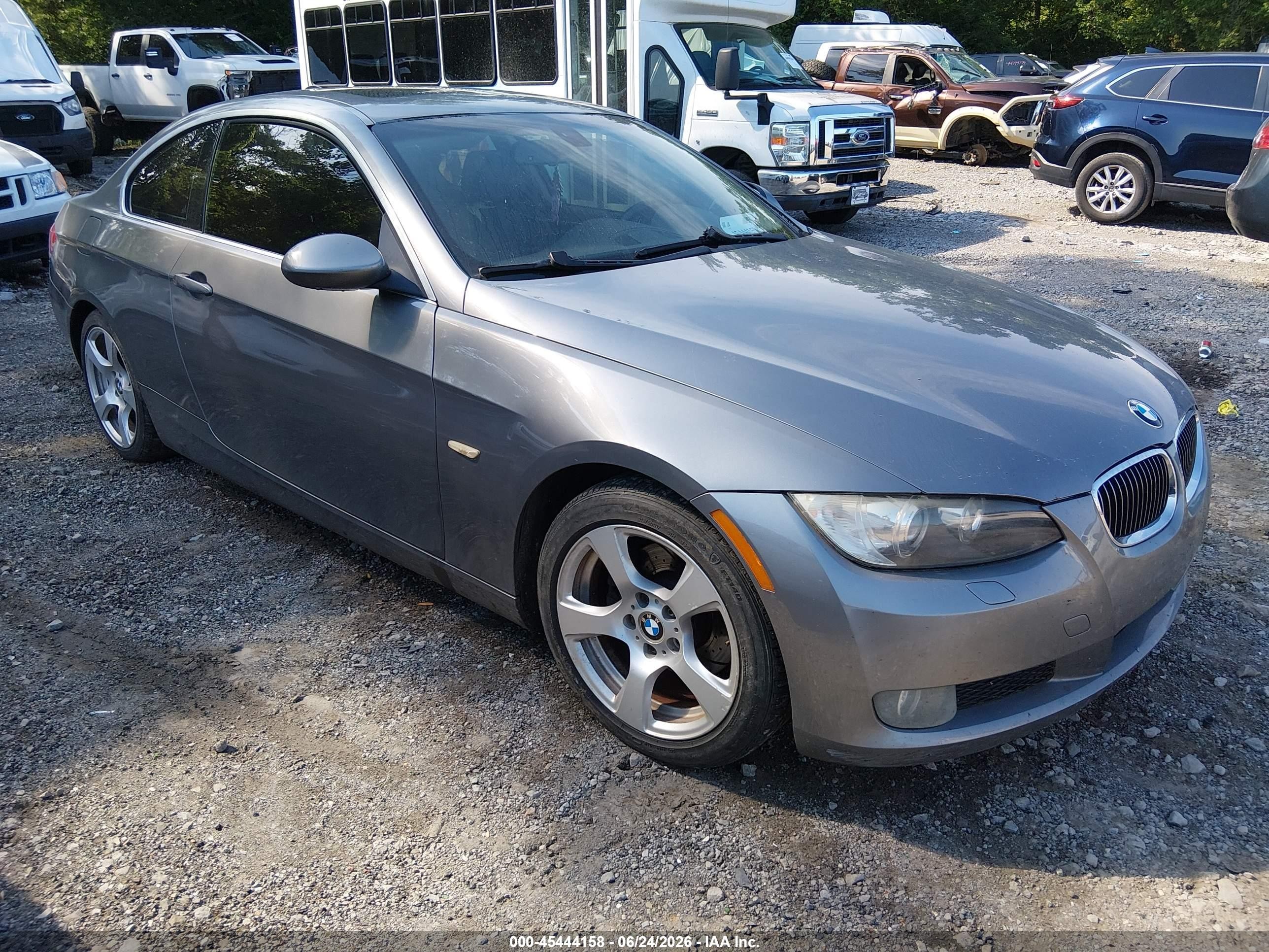 2008 Bmw 328i   Gray vin: WBAWV13518P120110