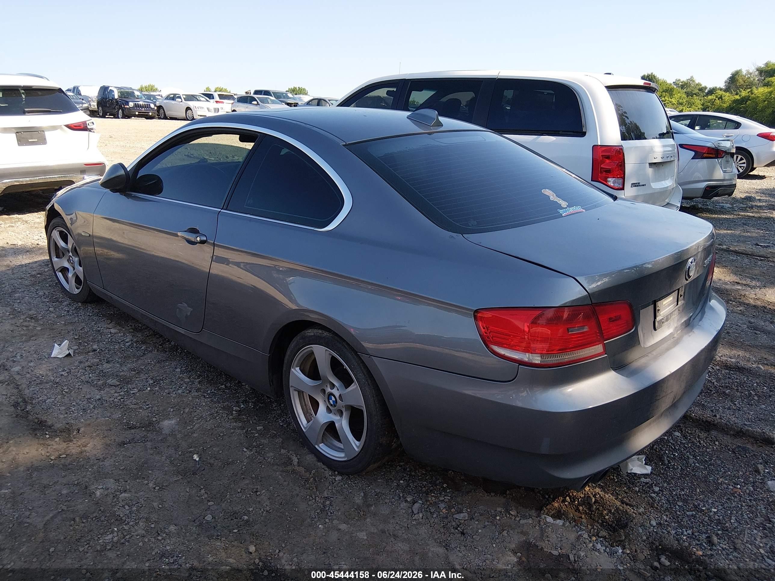 2008 Bmw 328i   Gray vin: WBAWV13518P120110