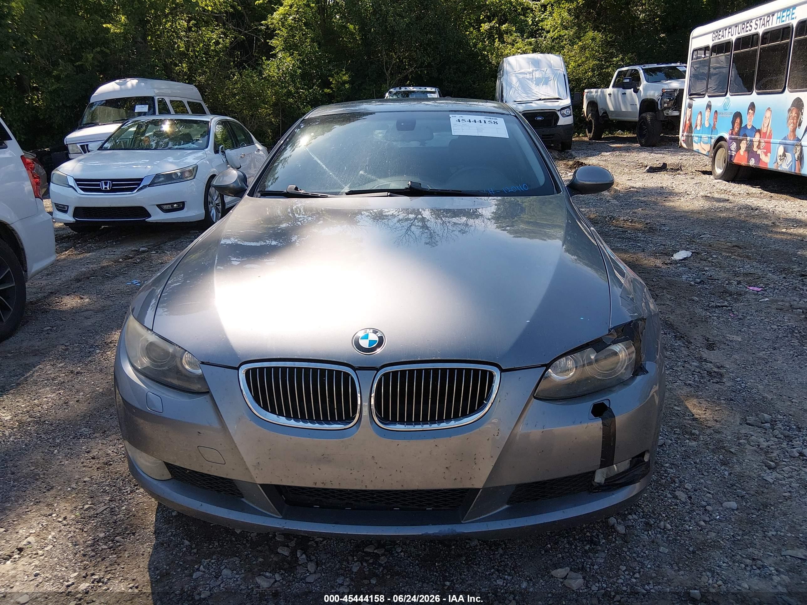 2008 Bmw 328i   Gray vin: WBAWV13518P120110